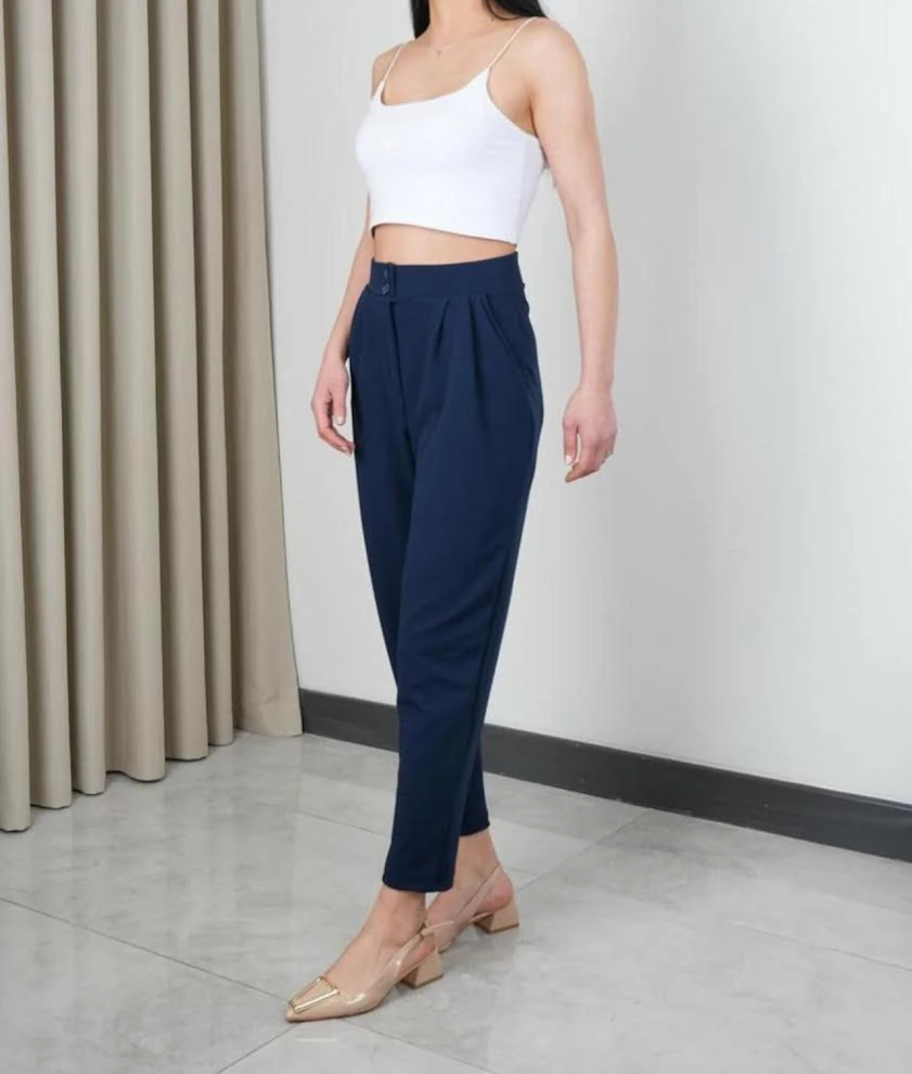 002 Mom basen saklayan laçivert