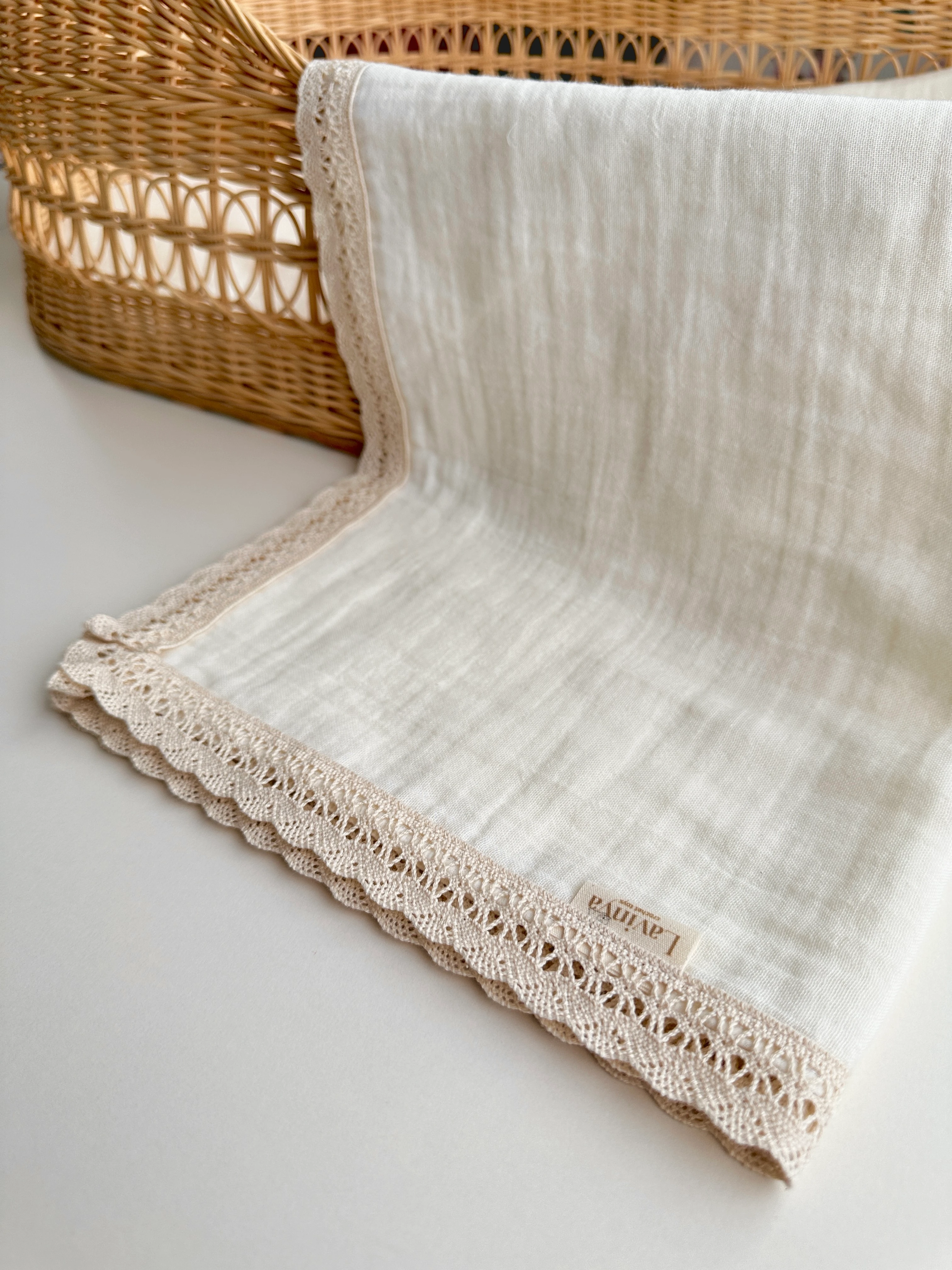 Naturel Krem Çift Katlı Müslin Örtü