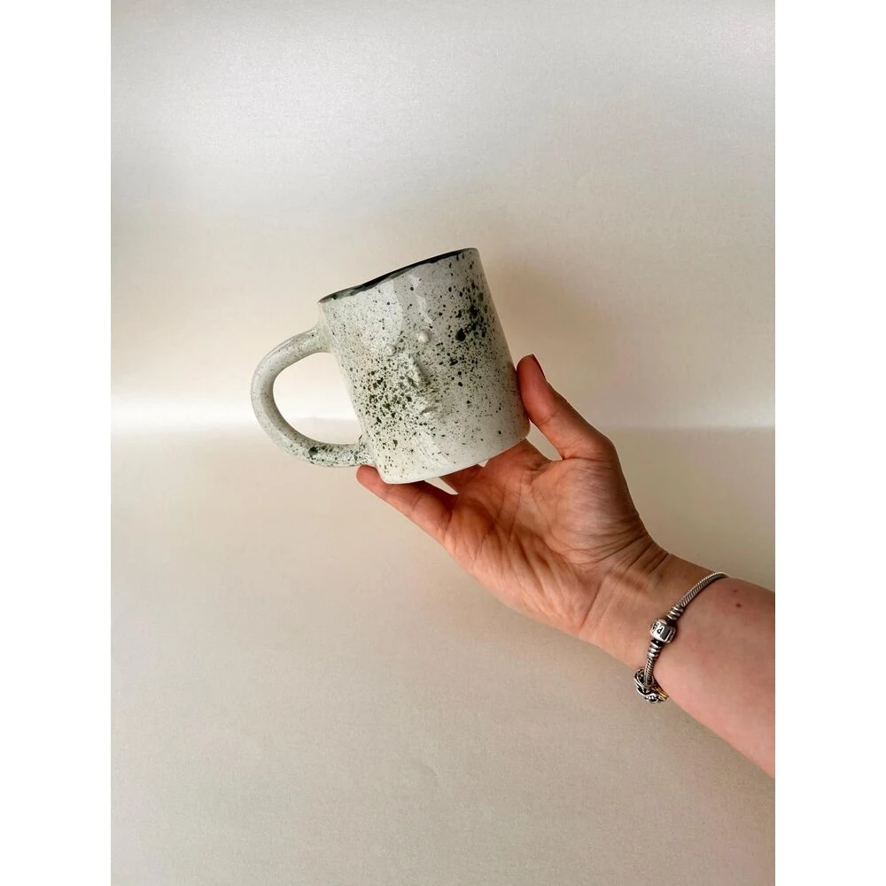 Green Face El Yapımı Seramik Kupa