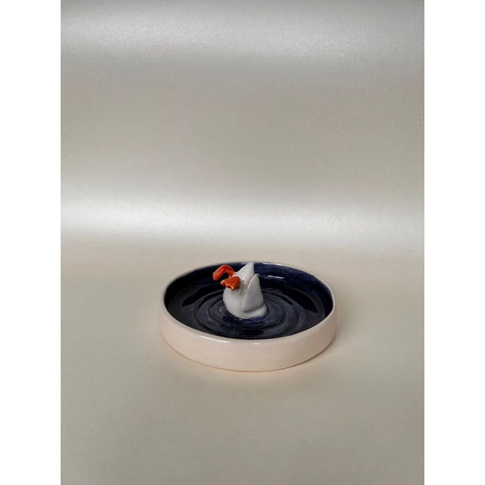 Shy Duck El Yapımı Seramik Obje