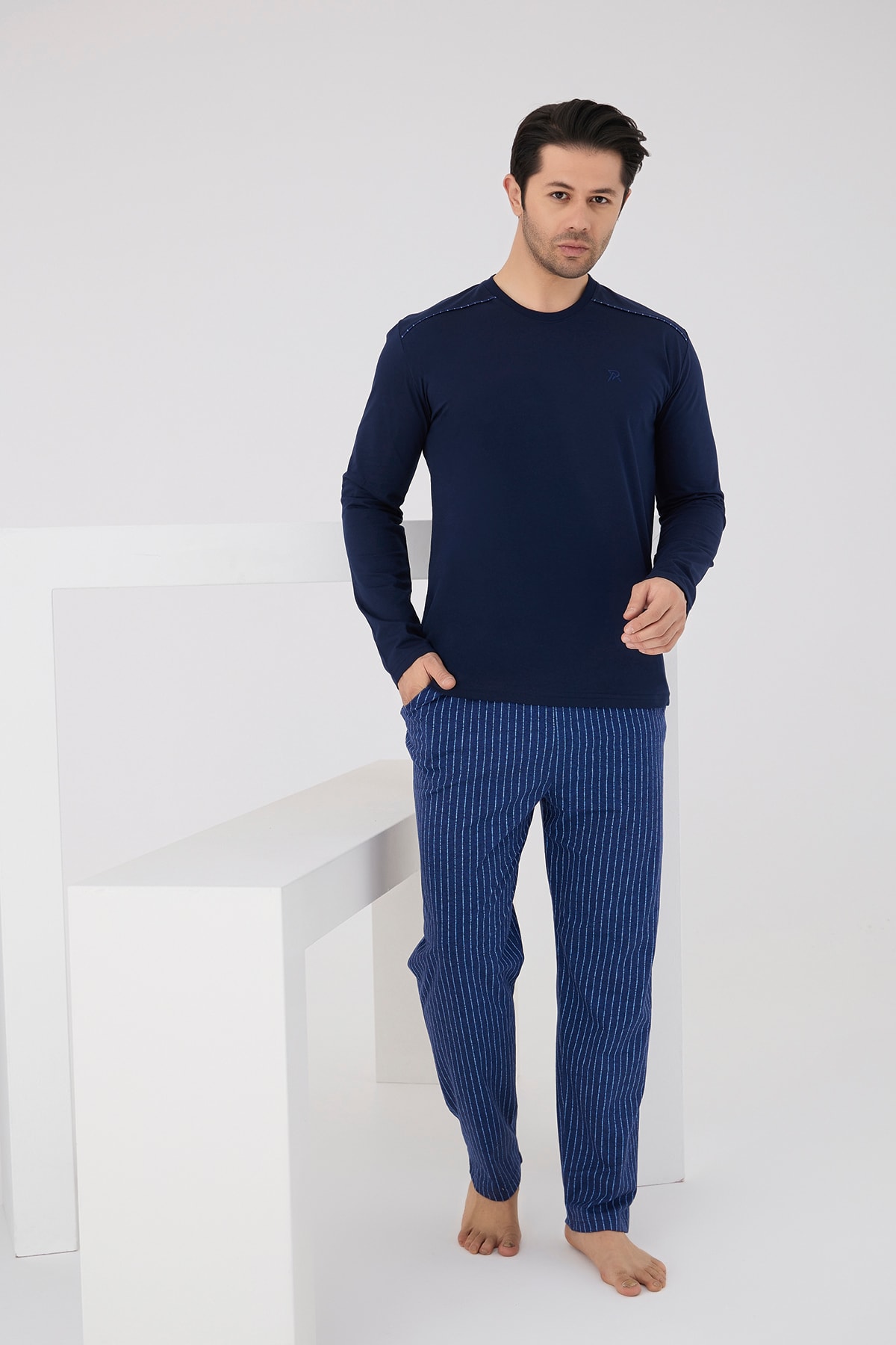 Erkek Düz Model Kışlık  Pijama  - lacivert çizgili