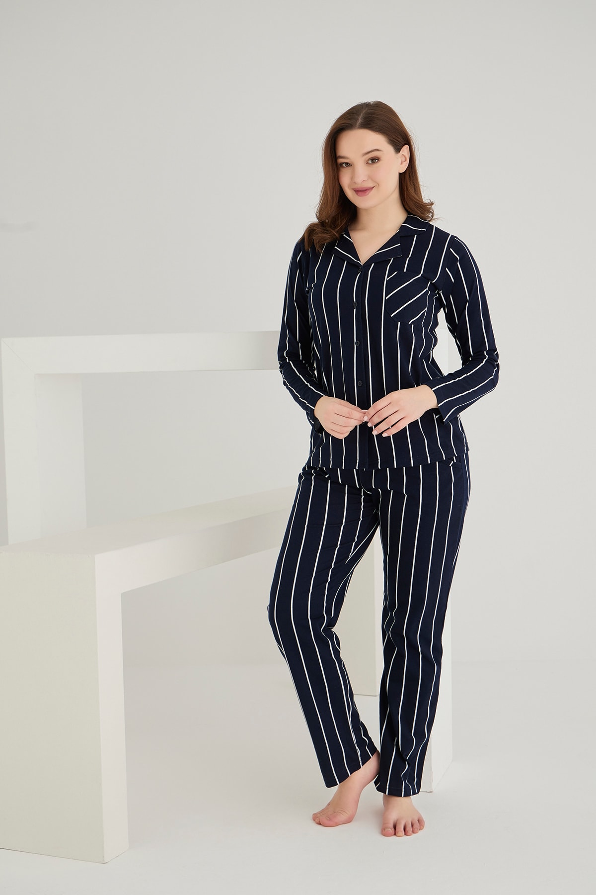 Pamuklu Pijama Kışlık - siyah çizgili düğmeli pijama