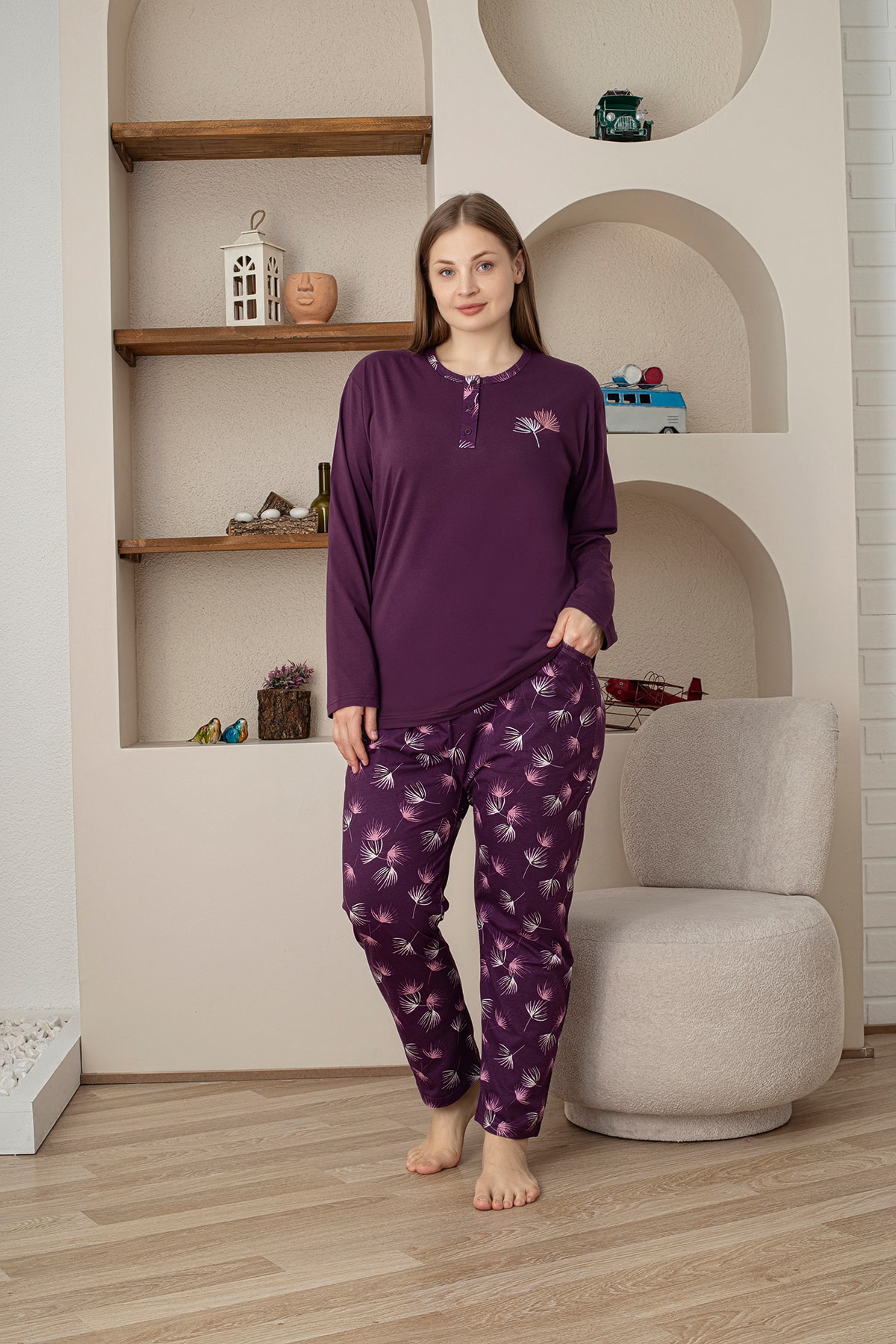 Büyük Beden Pamuklu Pijama Takımı - mor çiçek desenli üç düğmeli uzun kollu