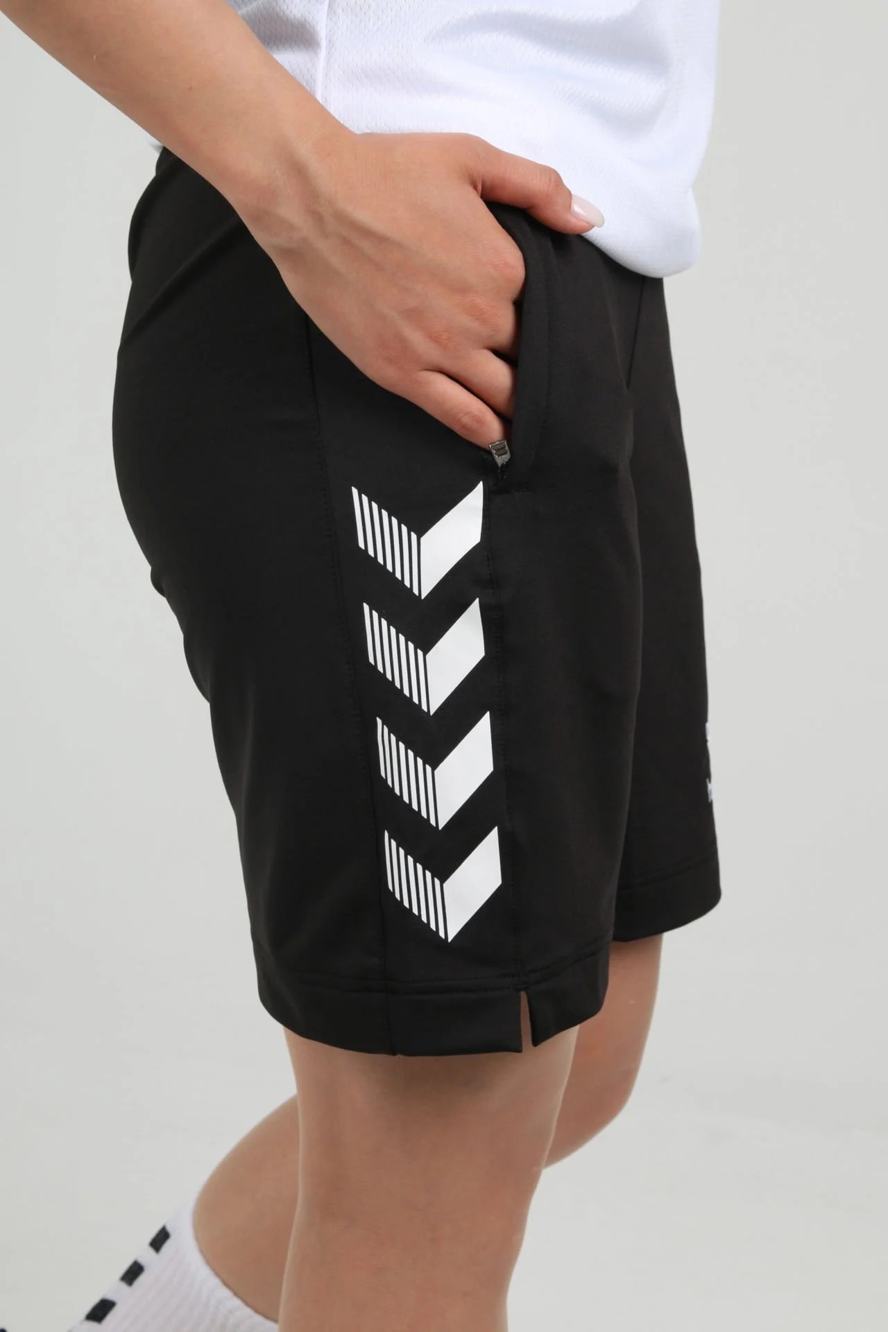 HUMMEL DREAM CEPLİ KAMP ŞORTU SİYAH