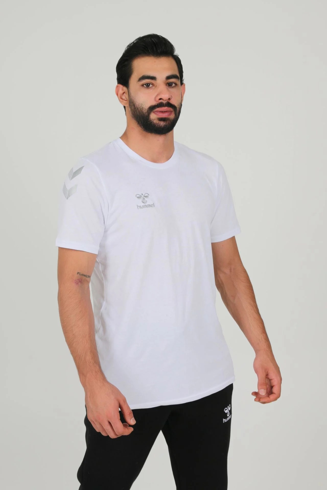 HUMMEL ARMİN PAMUKLU BİSİKLET YAKA TİŞÖRT BEYAZ