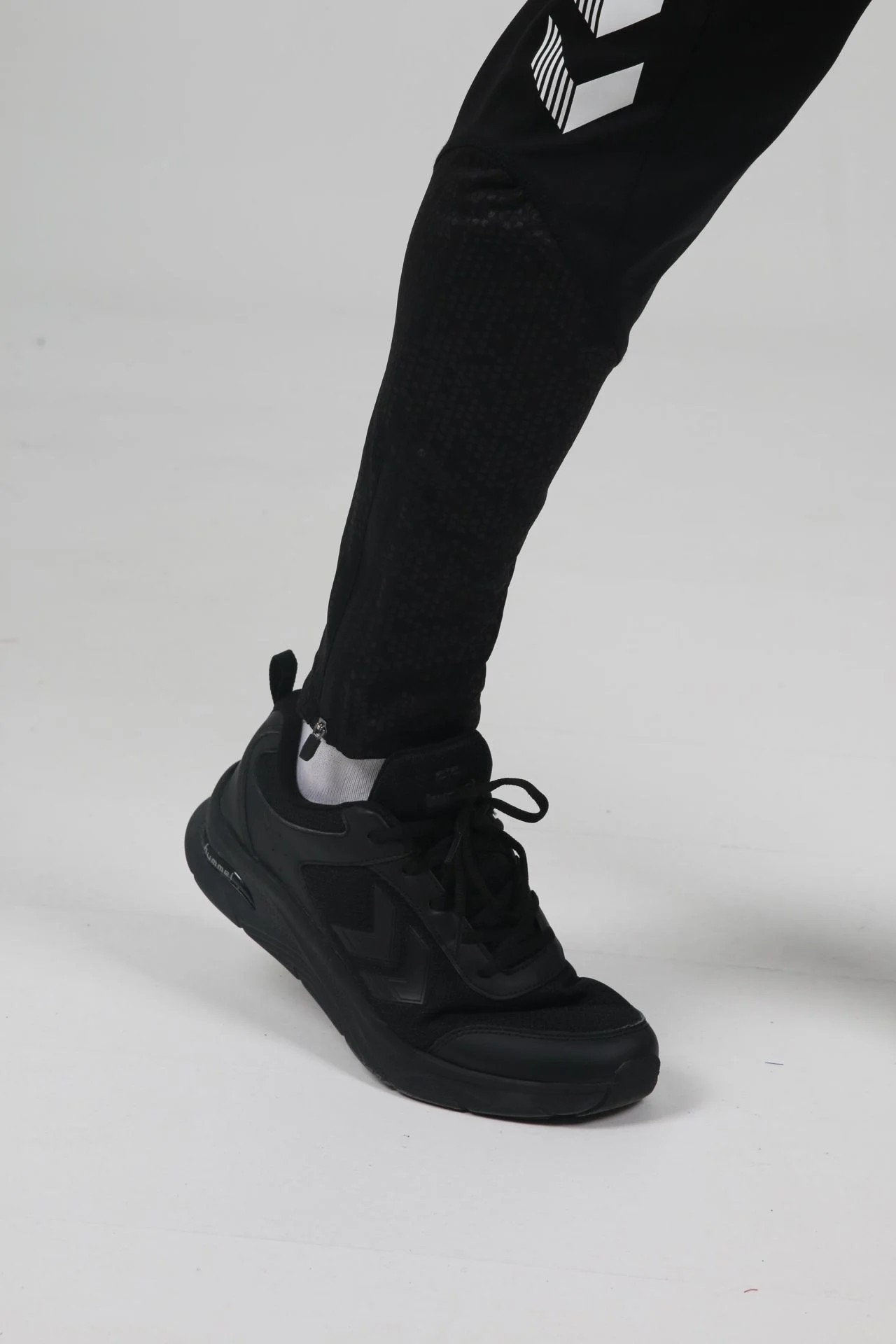 HUMMEL OREGON KAMP EŞOFMAN ALTI SİYAH