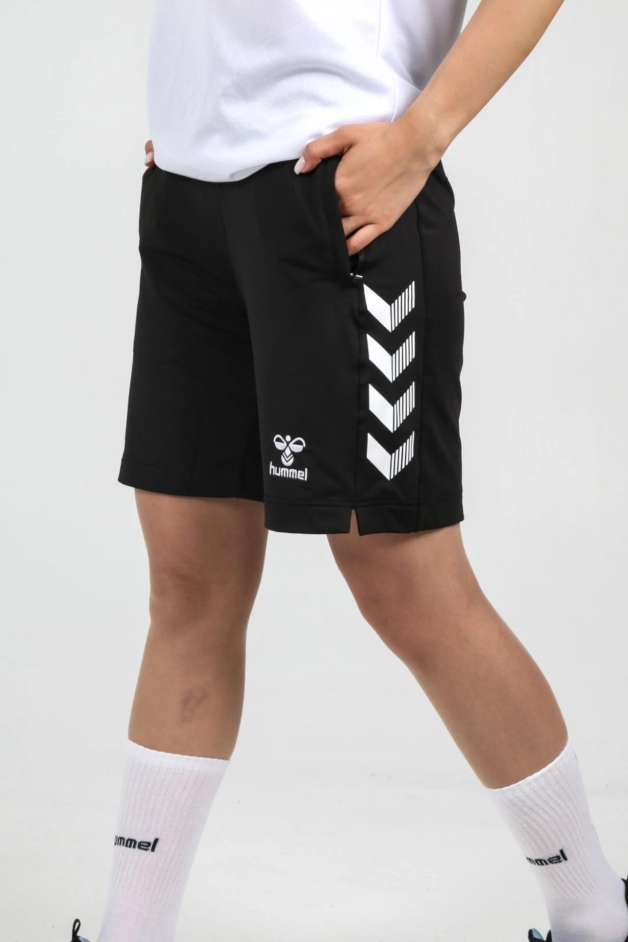 HUMMEL DREAM CEPLİ KAMP ŞORTU SİYAH