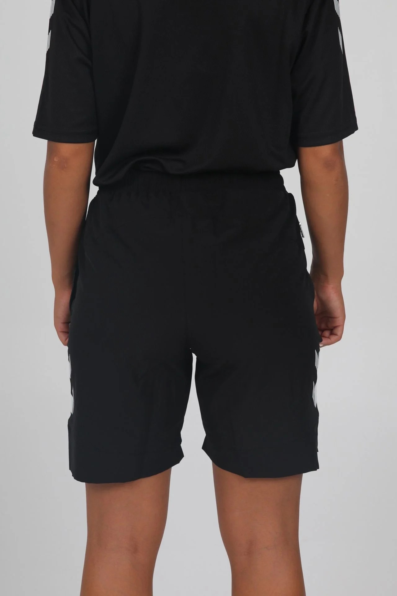 HUMMEL OREGON CEPLİ KAMP ŞORTU SİYAH