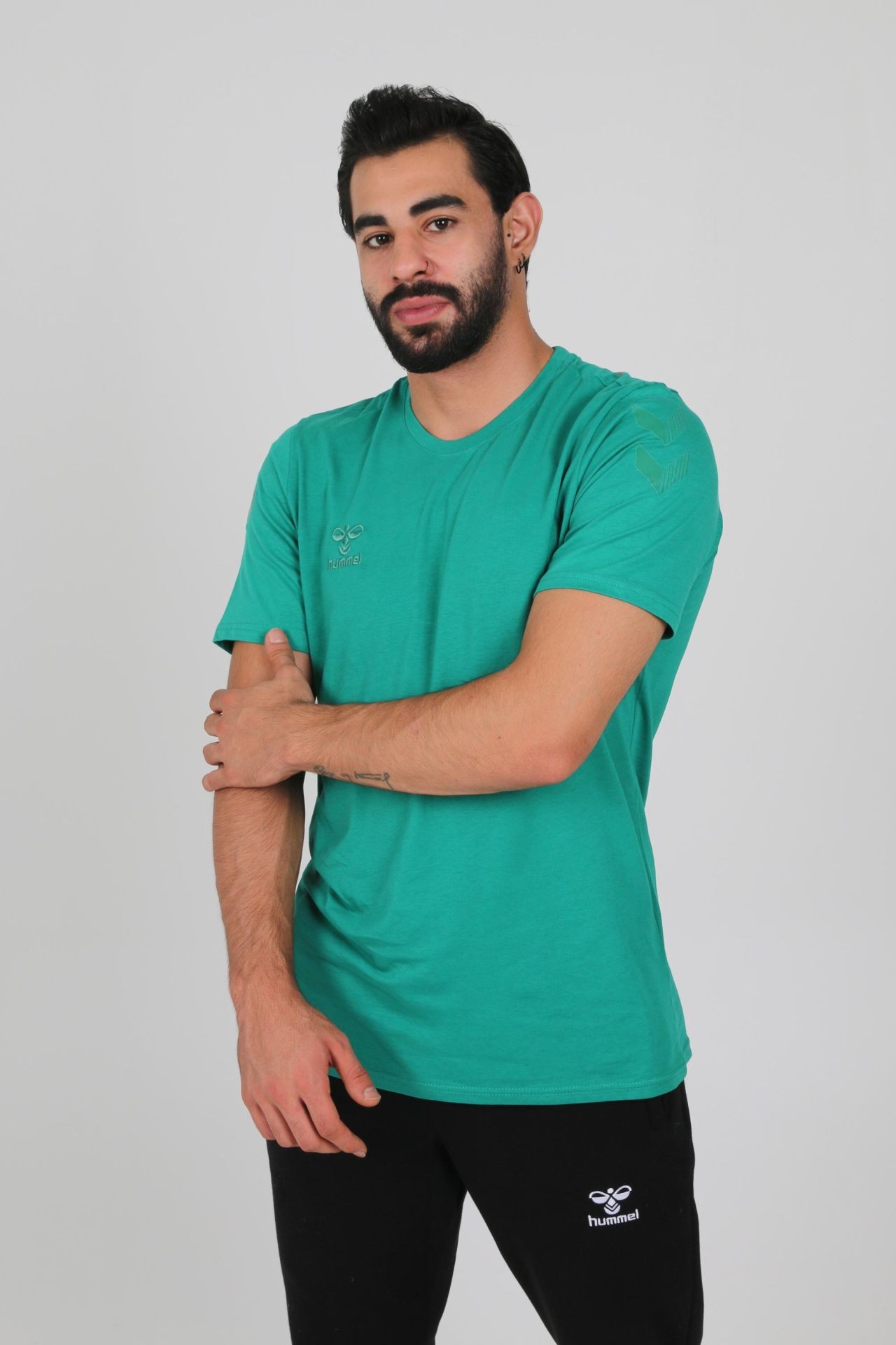 HUMMEL ARMİN PAMUKLU BİSİKLET YAKA TİŞÖRT YEŞİL