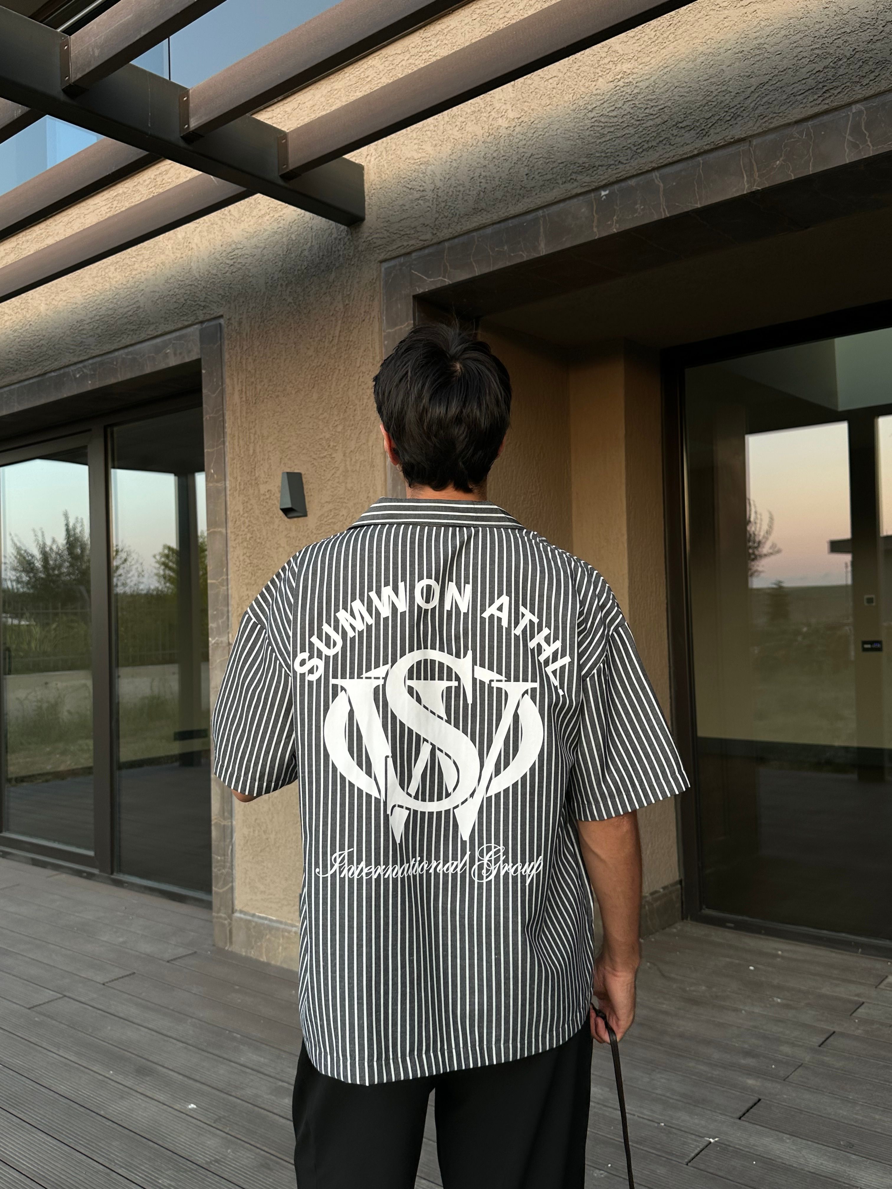 Sumwon Athl. Baskılı Oversize Gömlek - Gri