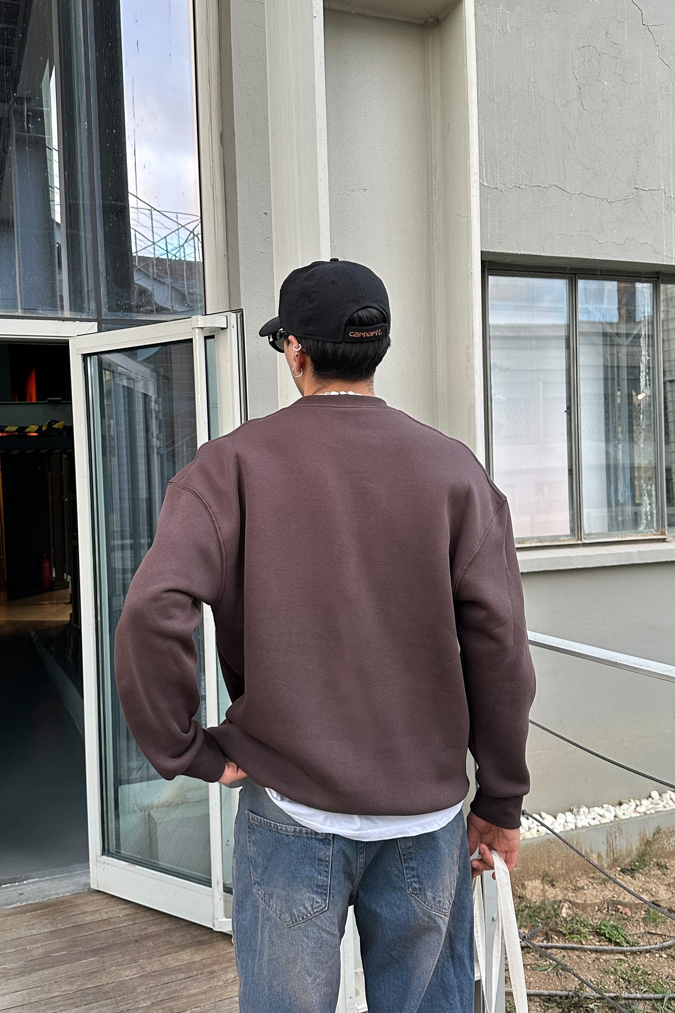 Kahverengi Nakış Detaylı Sweatshirt