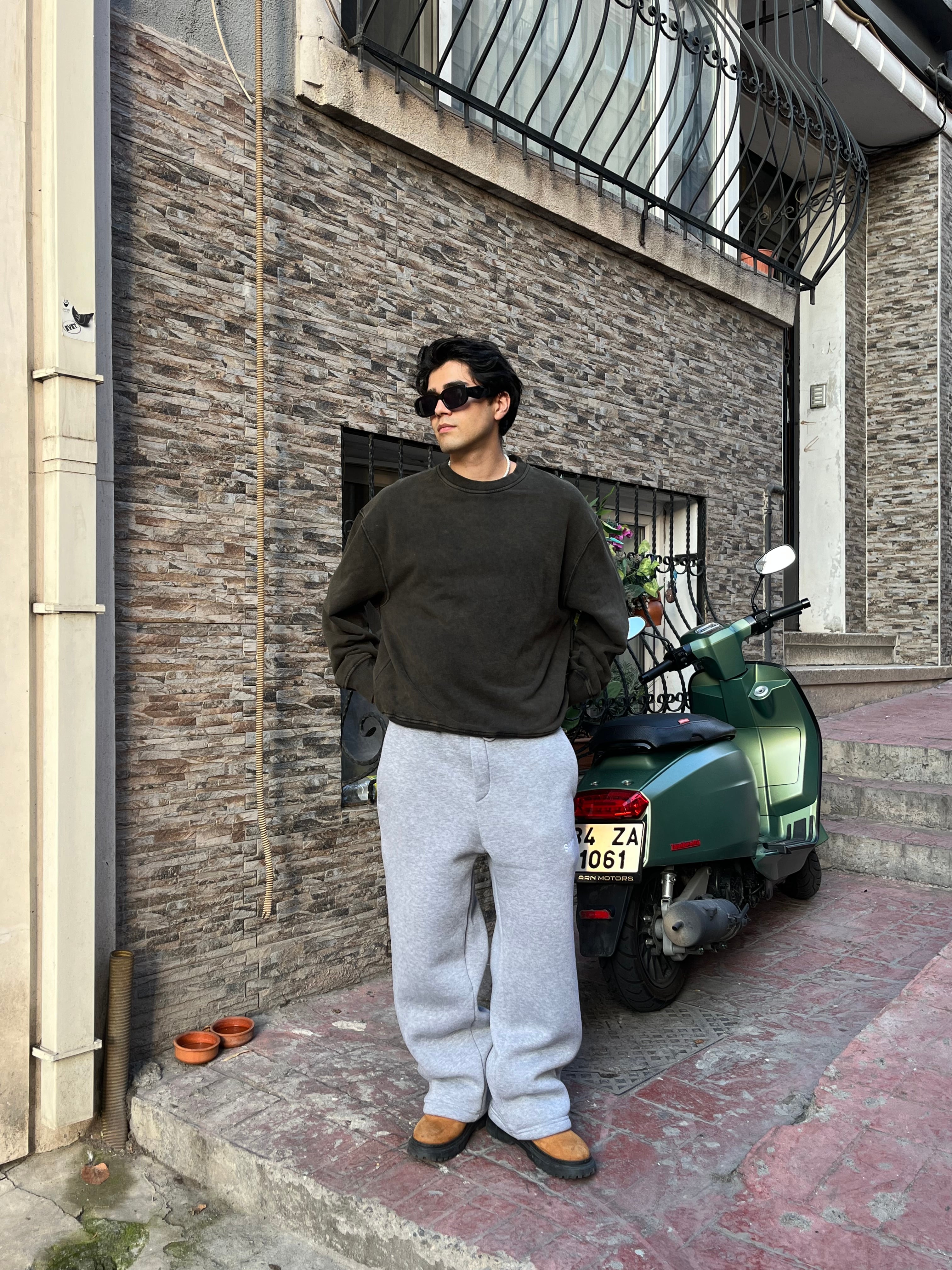 Washed Antrasit Basic Sweatshirt 