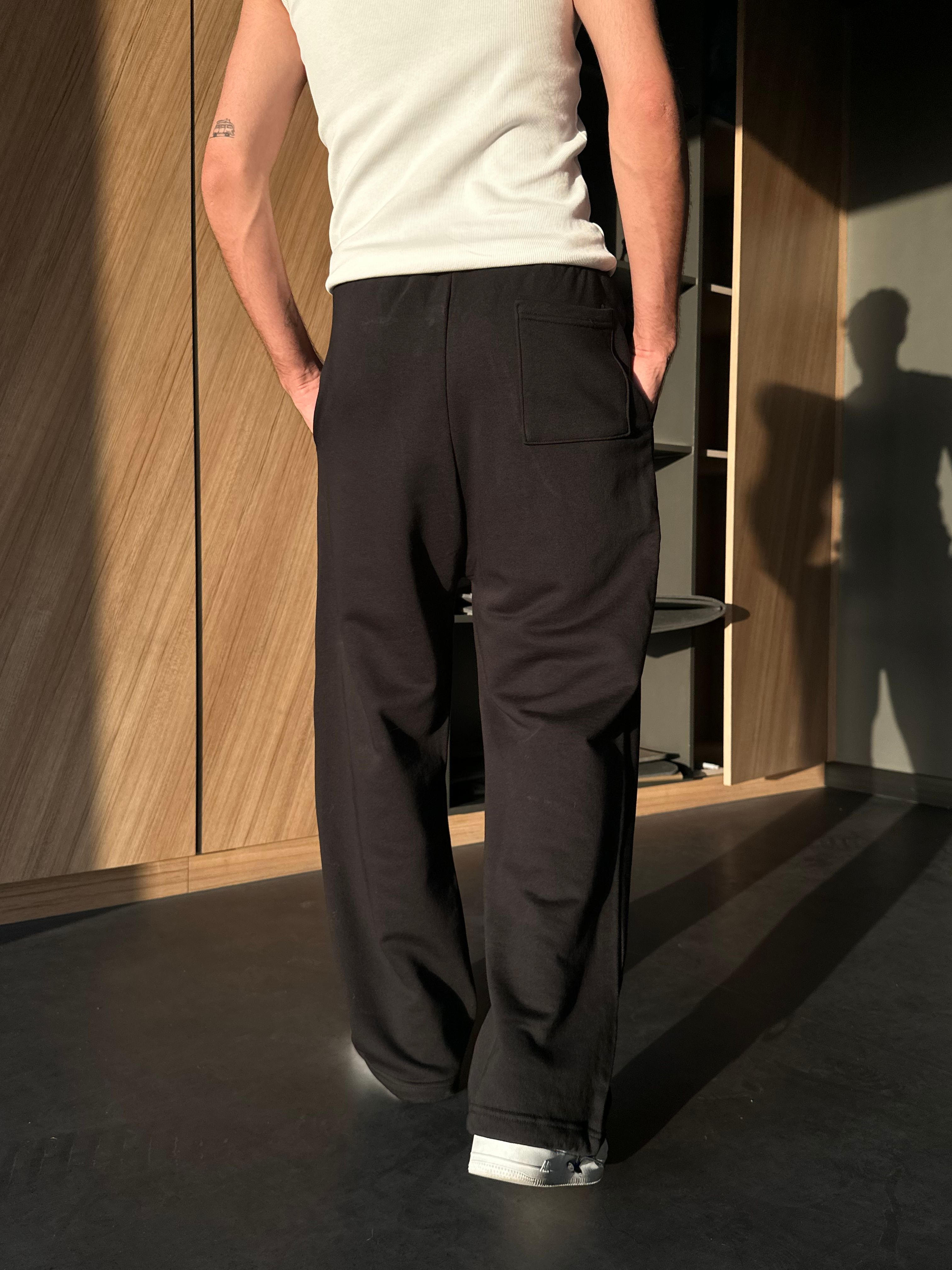 Basic Paça Lastikli Baggy Siyah Eşofman Altı