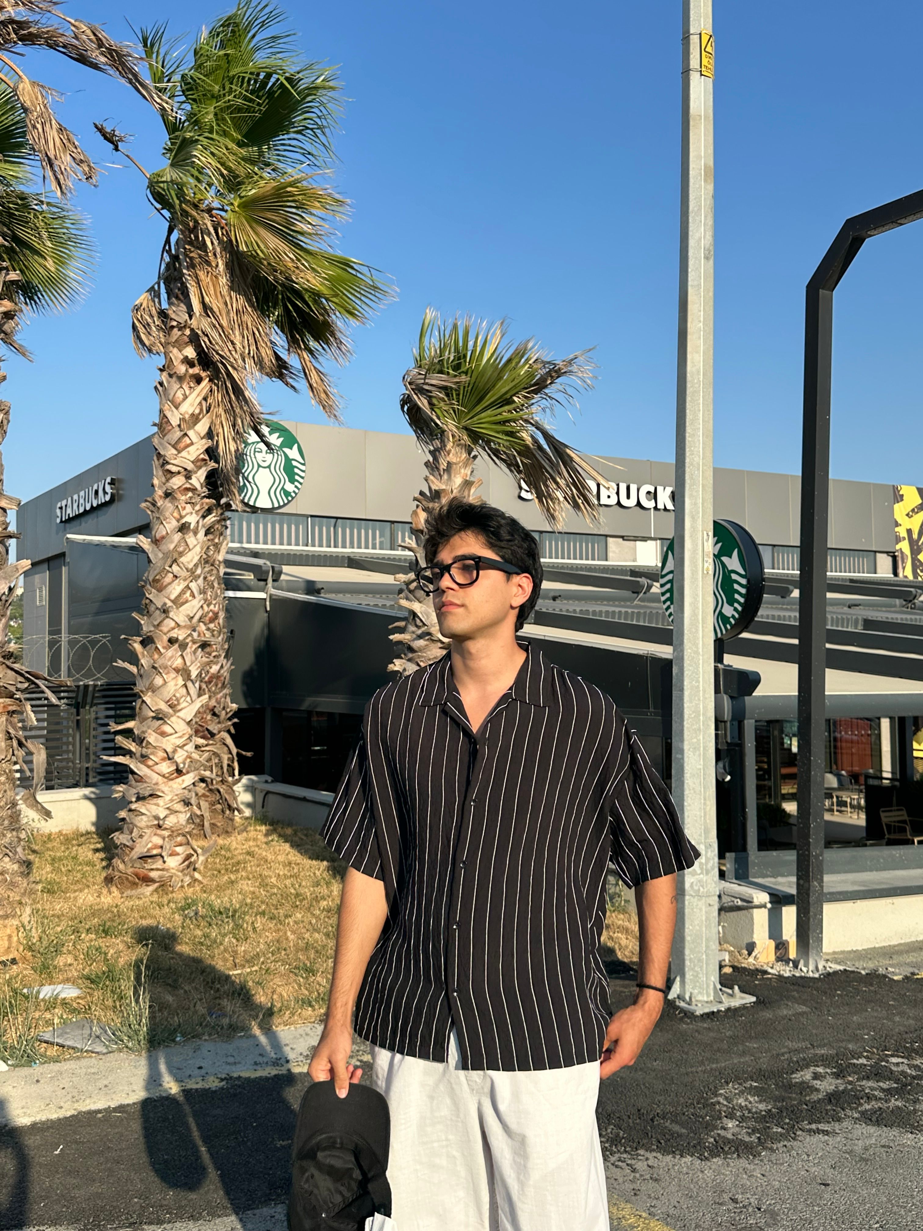 Çizgili Kısa Kol Oversize Gömlek - Siyah