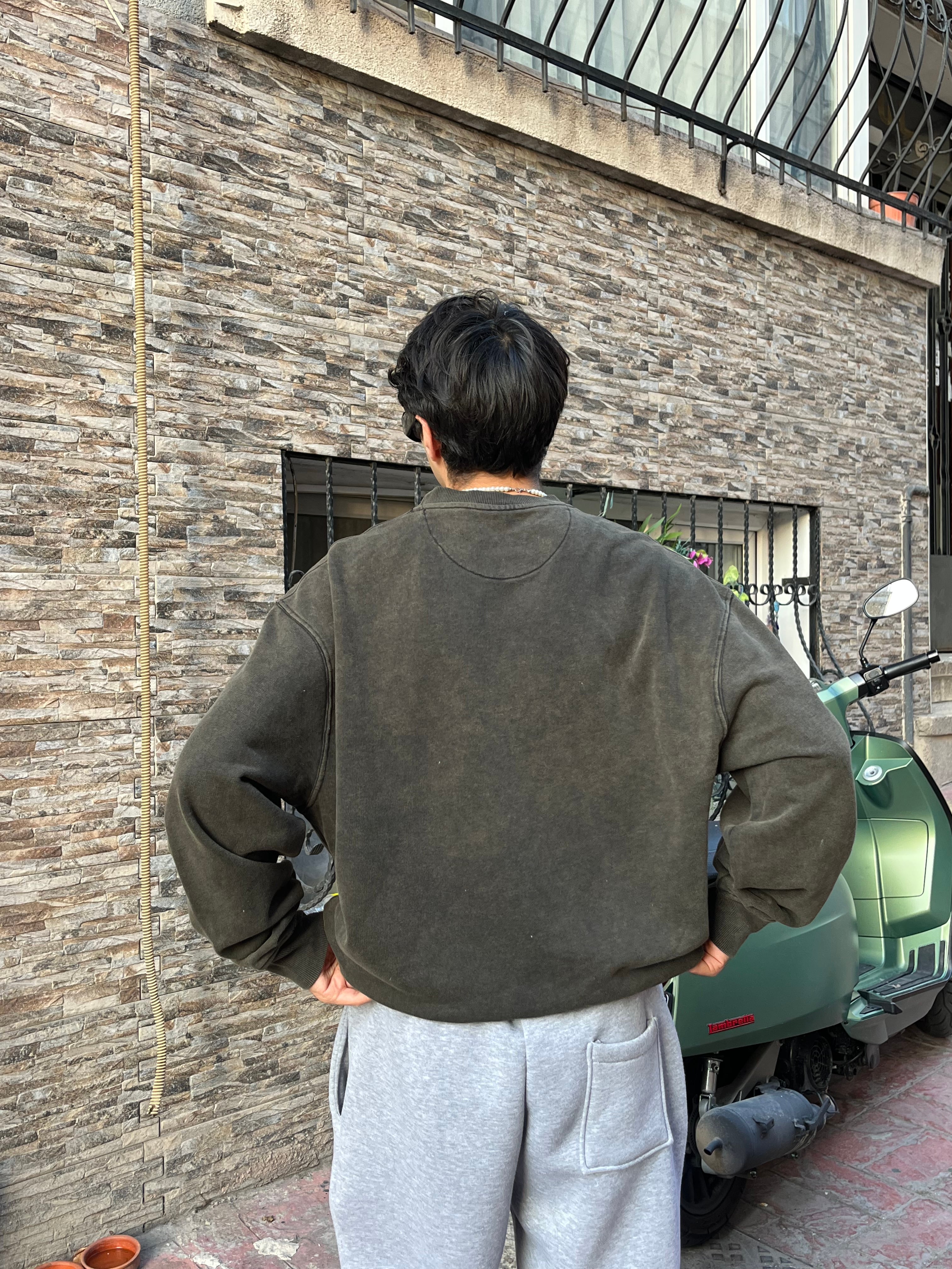 Washed Antrasit Basic Sweatshirt 