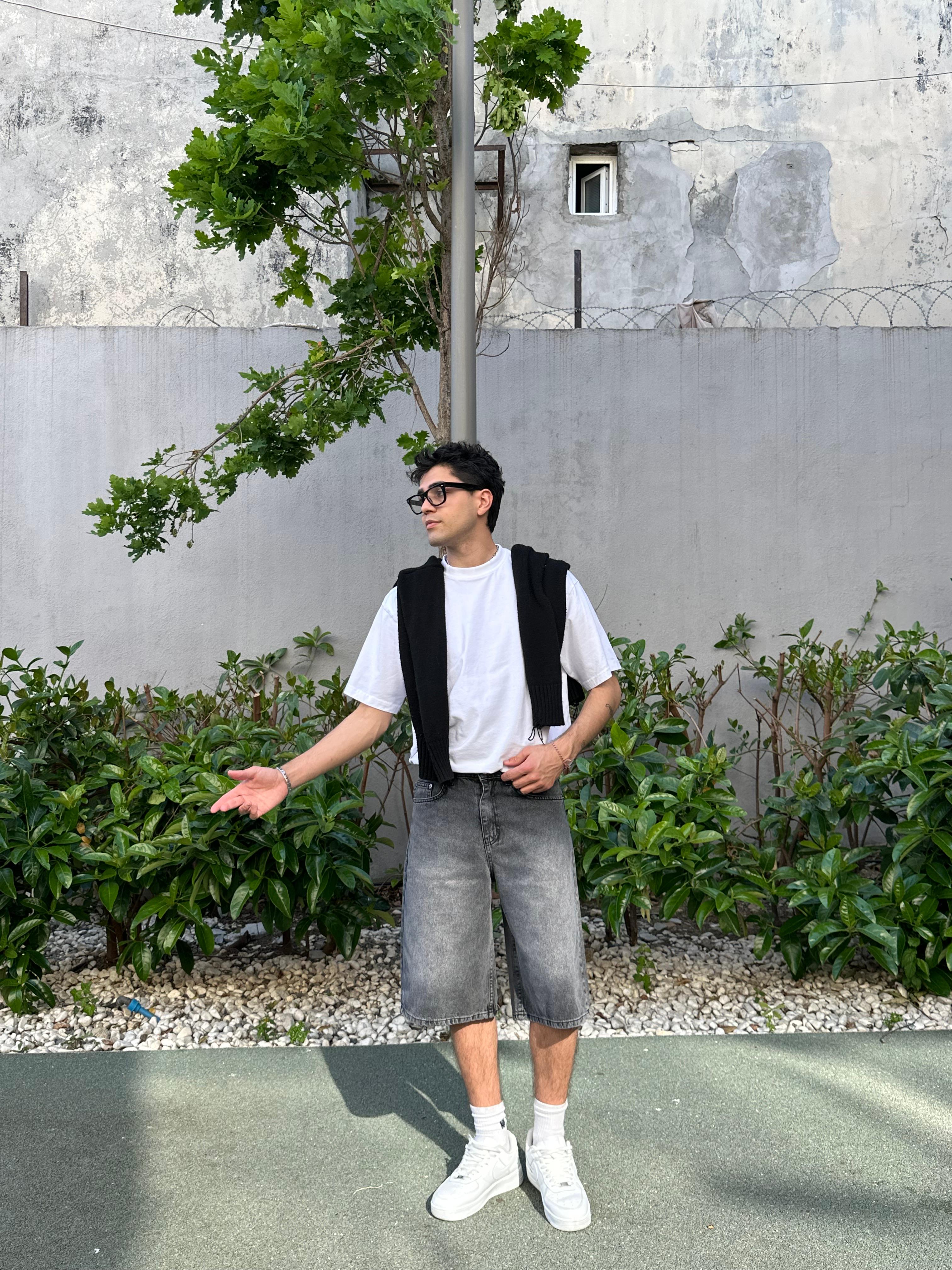 Costa Gri Yıkamalı Baggy Şort