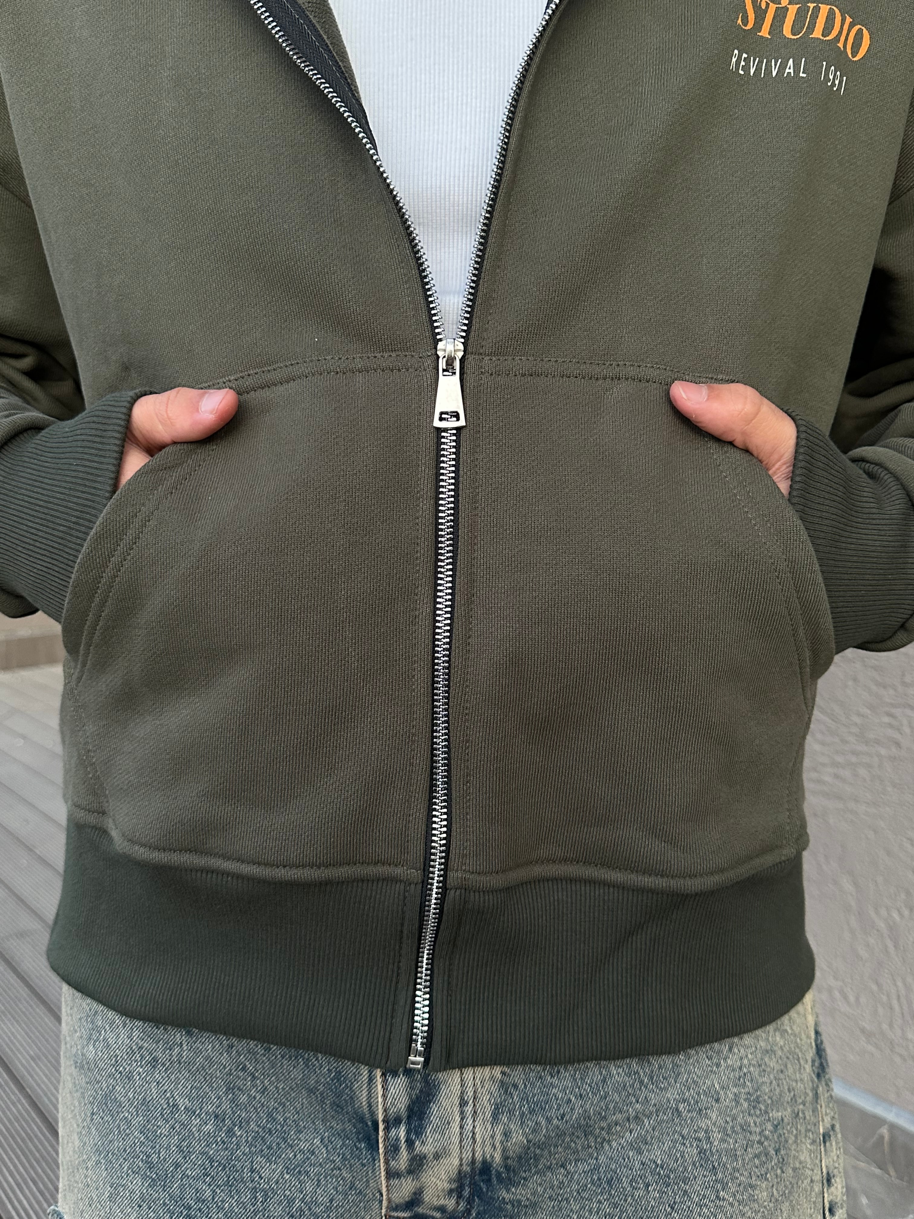 Studio Revival Baskılı Haki Yeşil Zip Hoodie 