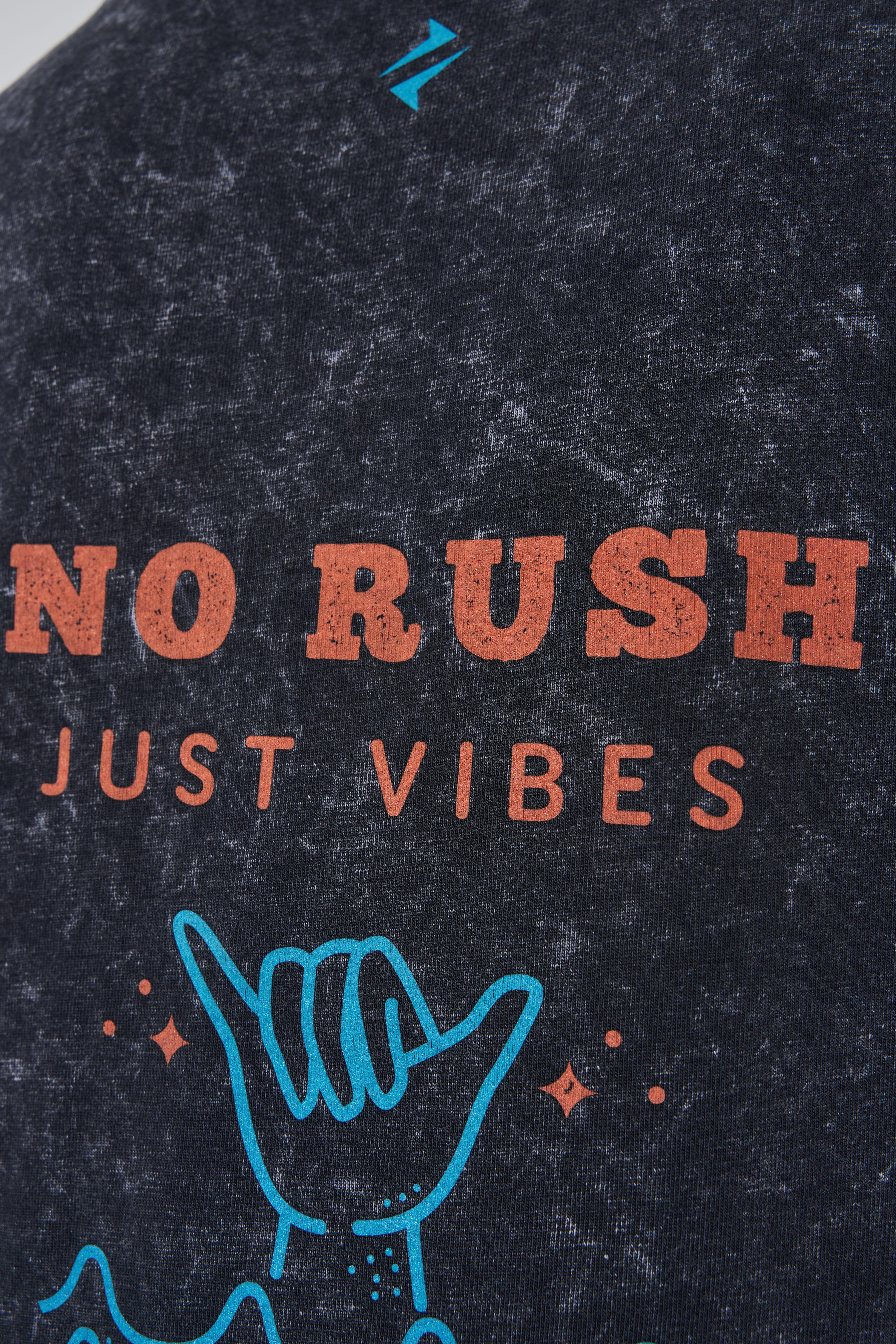 No Rush Just Vibes Dark Black Yıkamalı Oversize Tshirt
