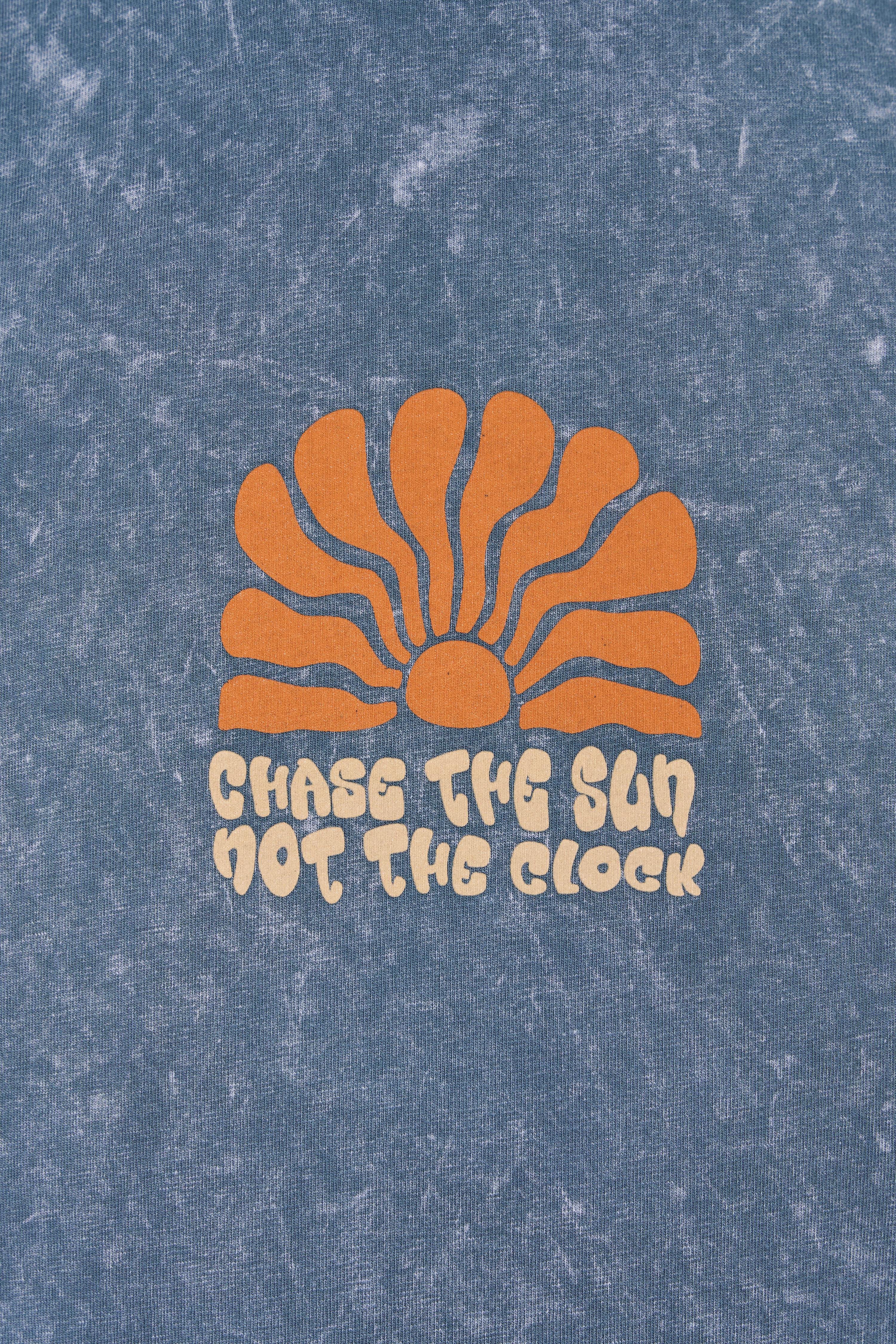 Chase The Sun Antrasit Yıkamalı Oversize Tshirt