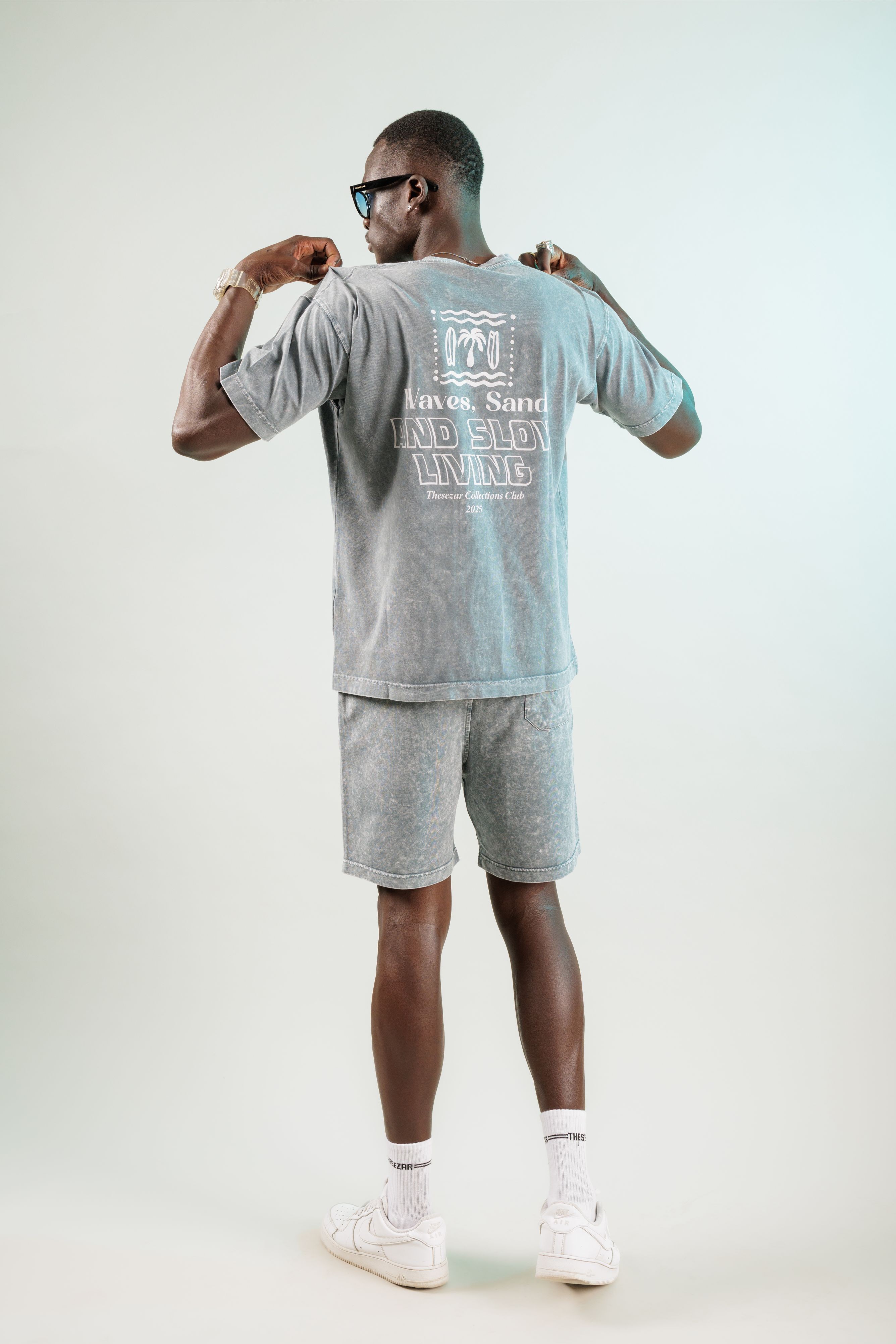 Waves and Sand Antrasit Yıkamalı Oversize Tshirt