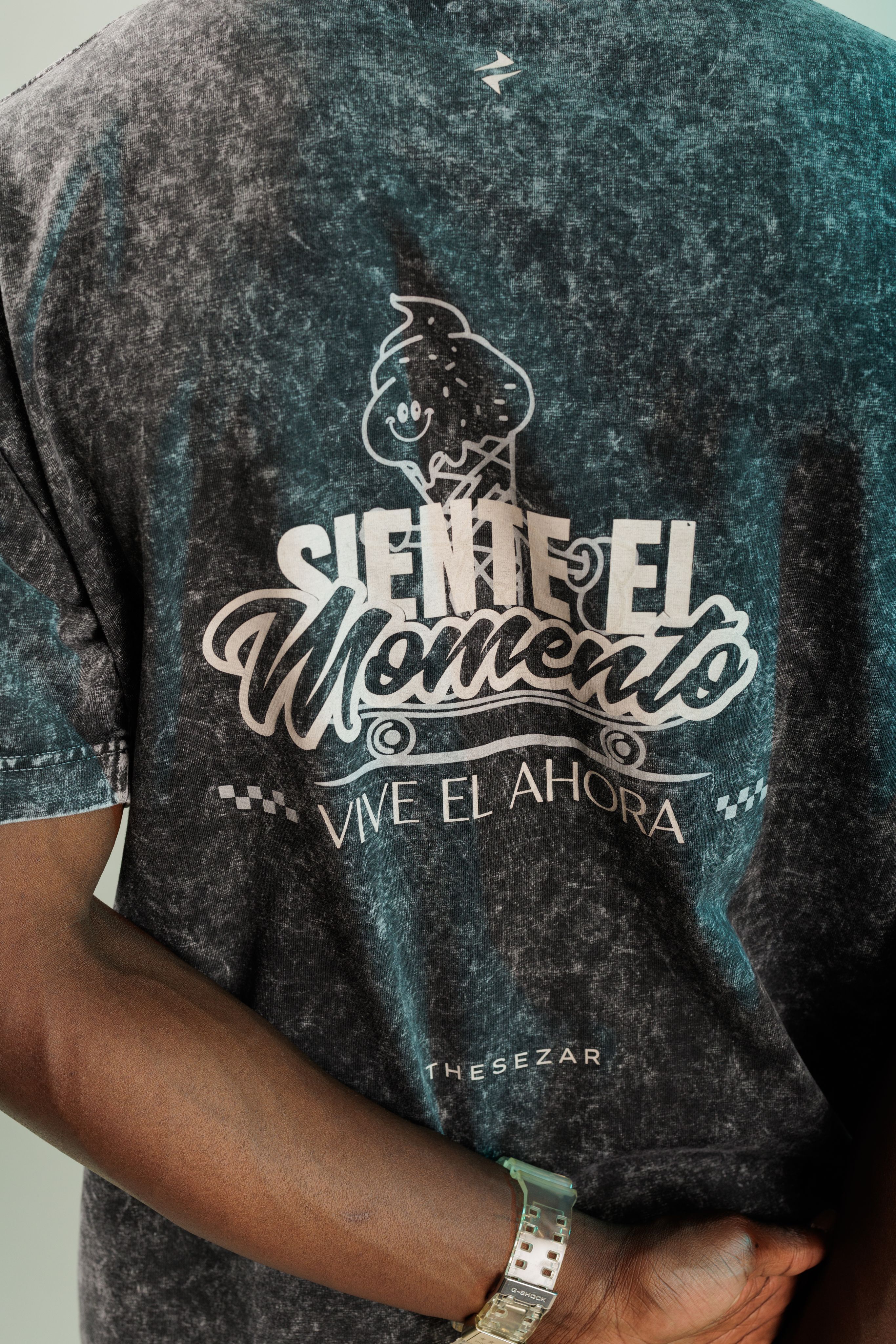 Siente El Momento Dark Black Yıkamalı Oversize Tshirt
