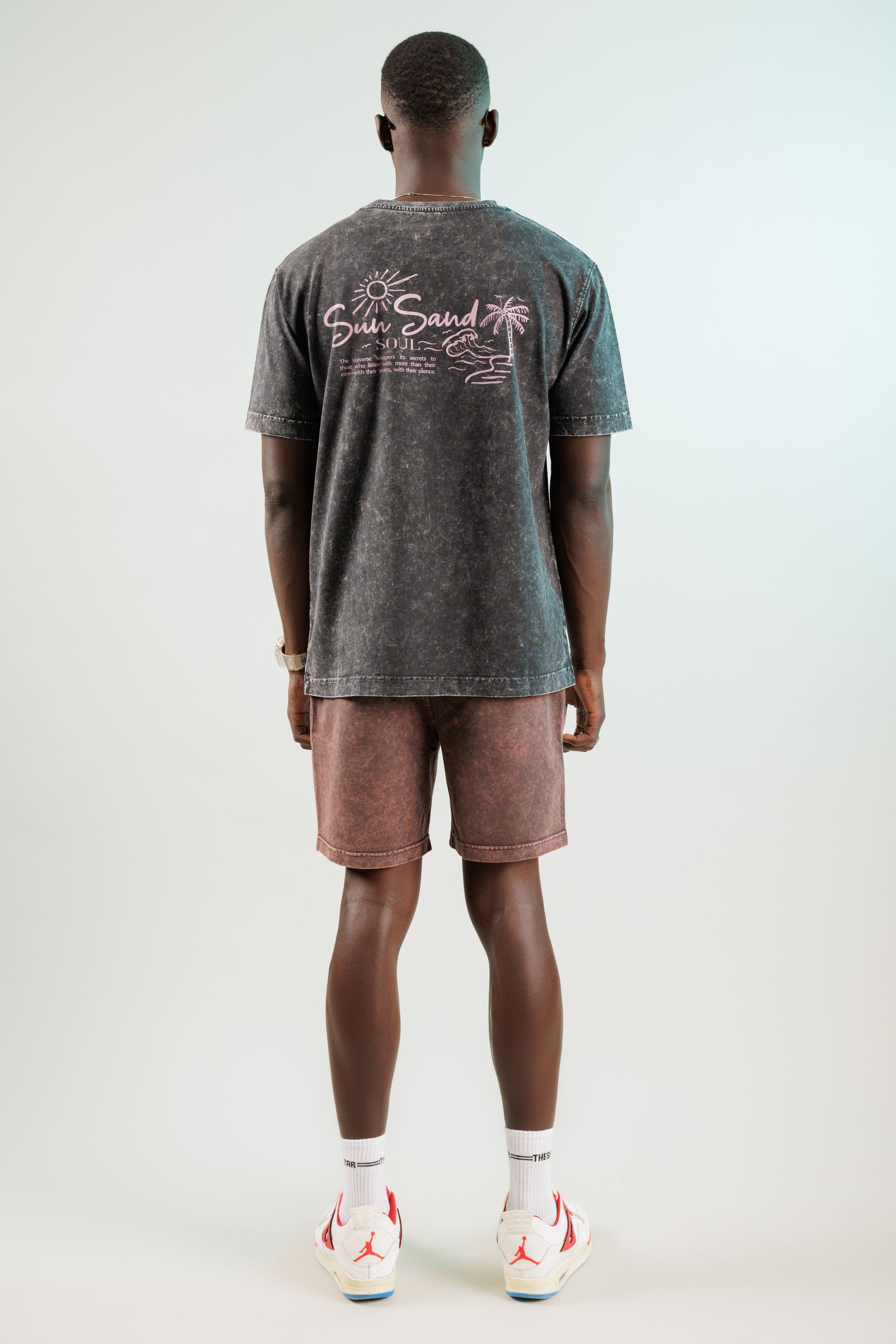 Sun Sand Soul Dark Black Yıkamalı Oversize Tshirt