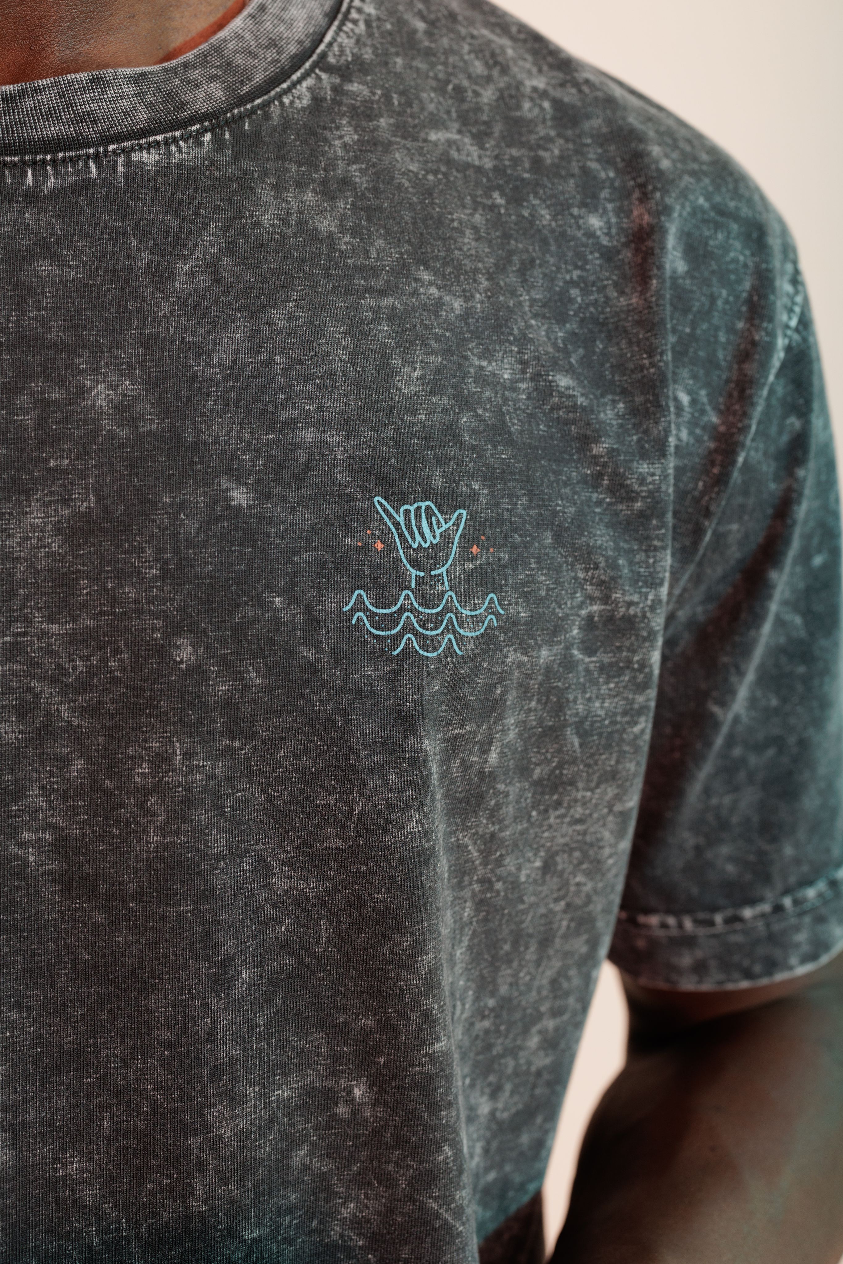 No Rush Just Vibes Dark Black Yıkamalı Oversize Tshirt