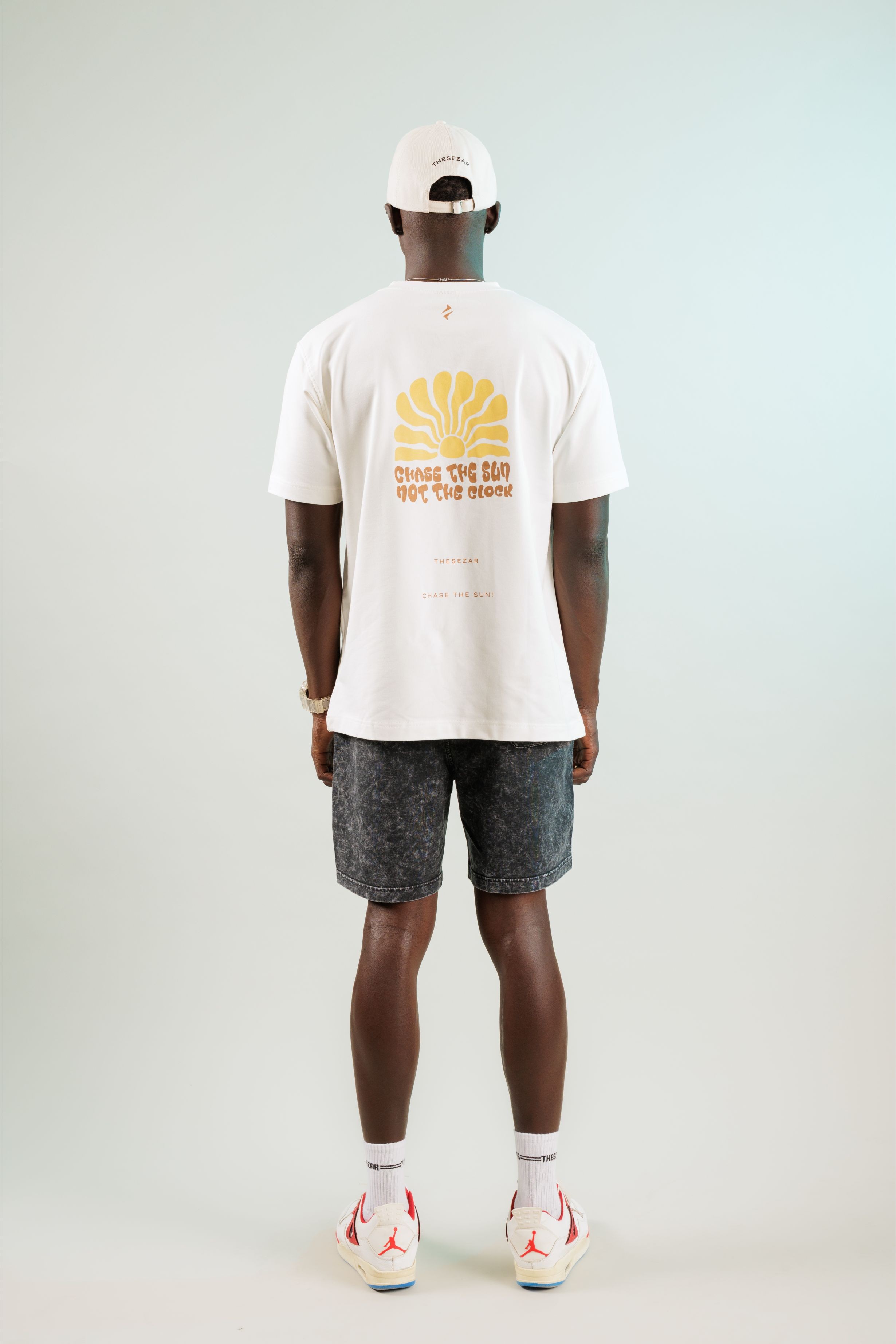 Chase The Sun Ekru Oversize Tshirt