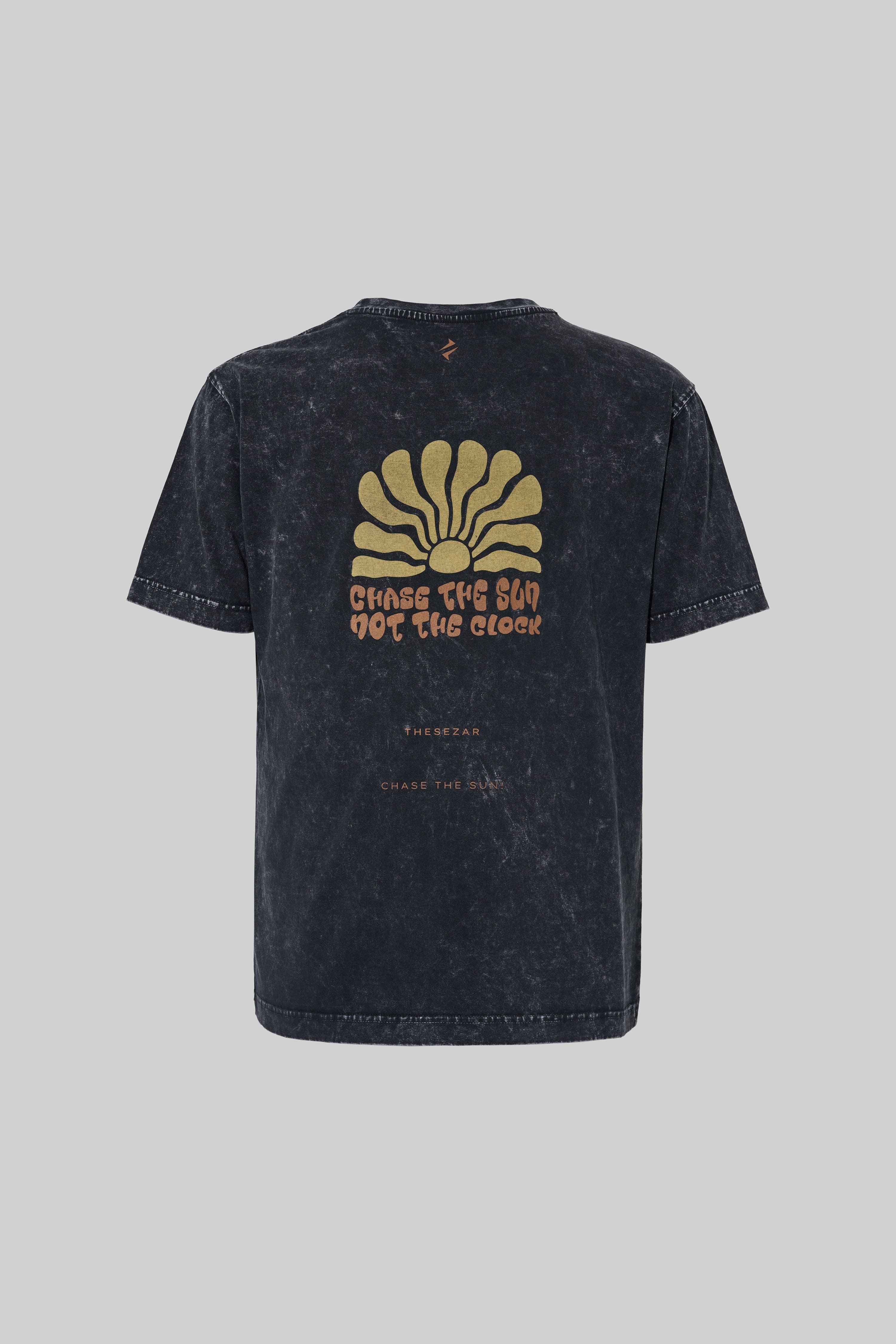 Chase The Sun Dark Black Yıkamalı Oversize Tshirt