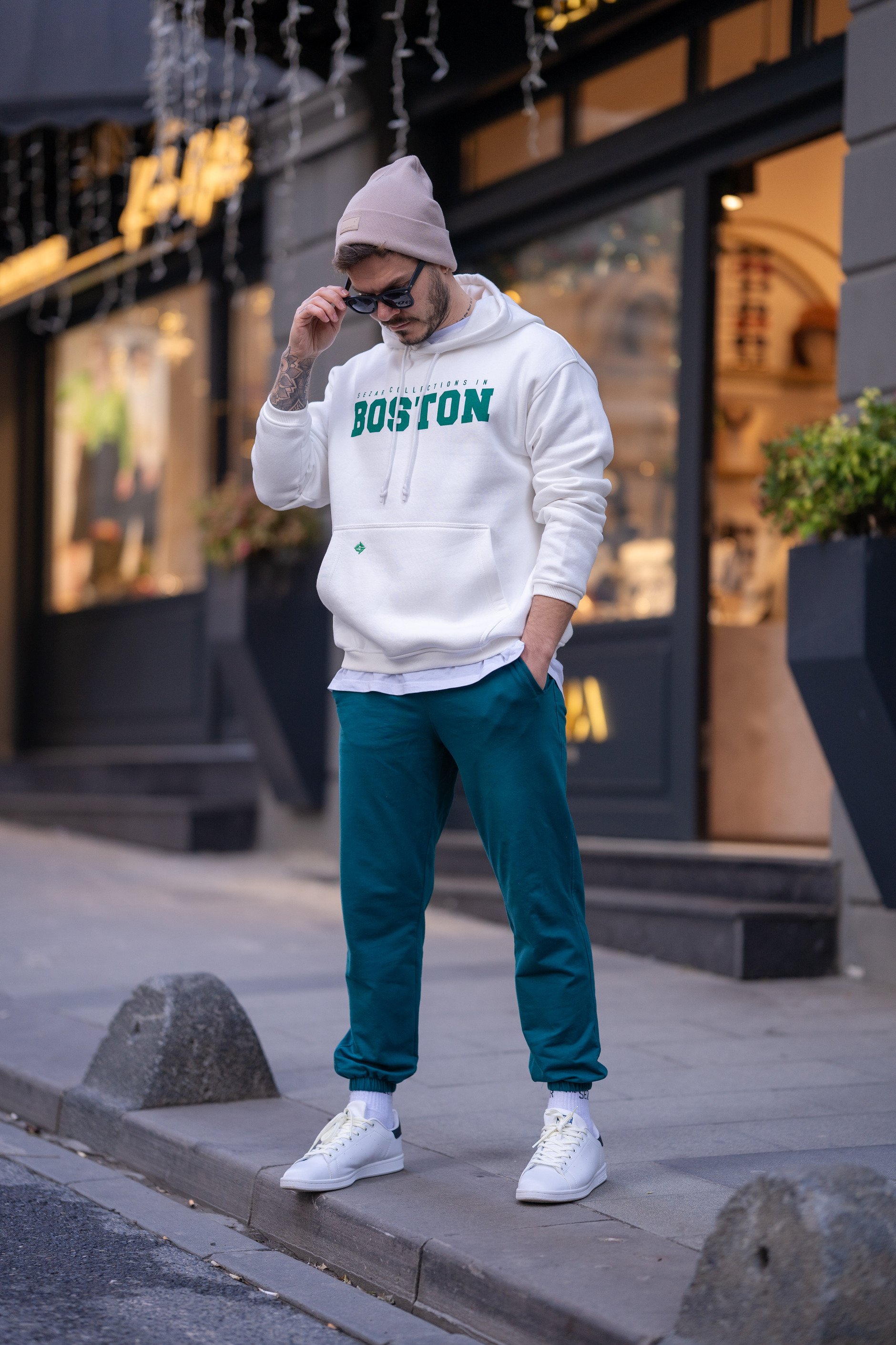 Boston Sweatshirt