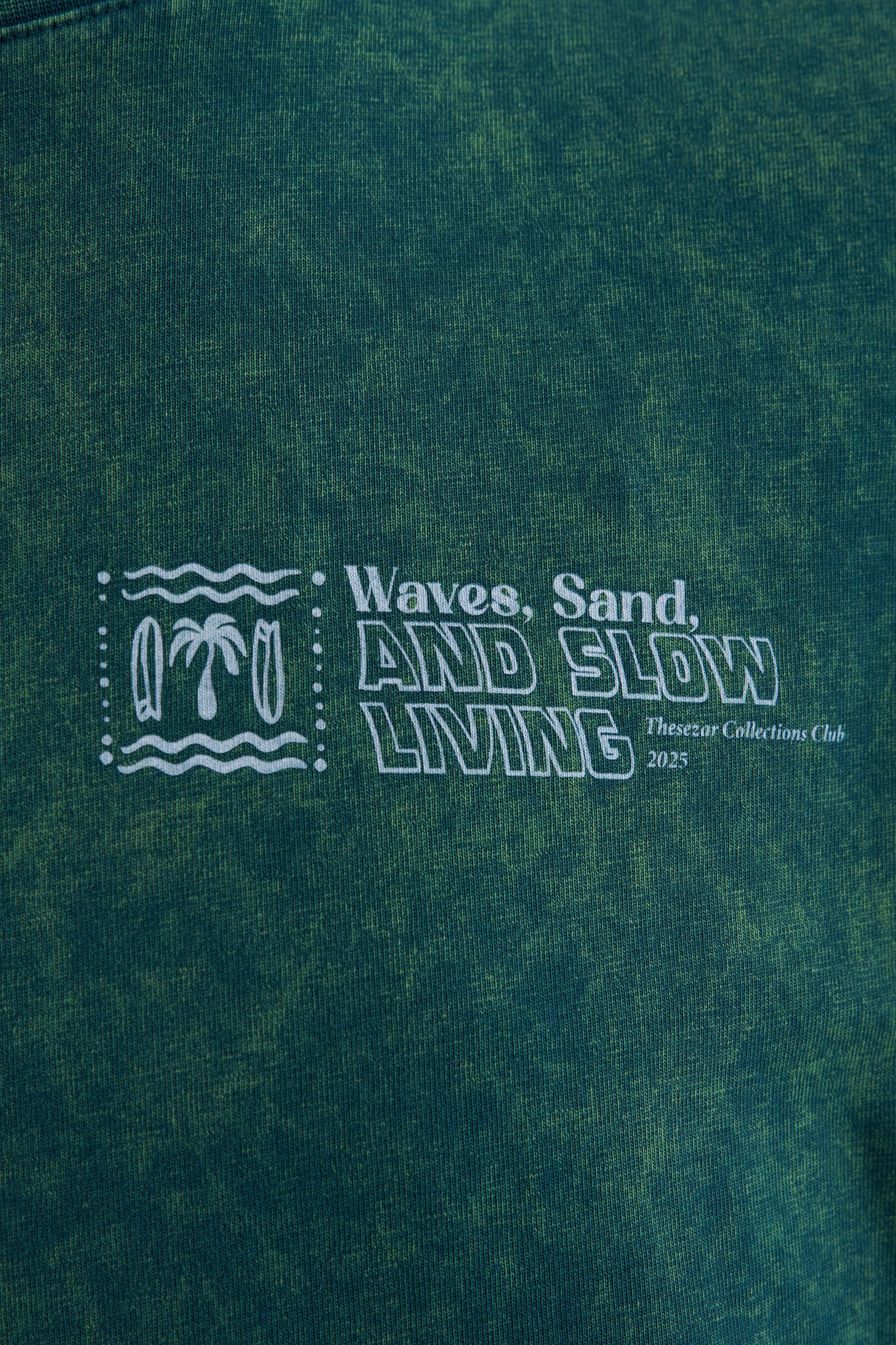 Waves and Sand Oil Green Yıkamalı Oversize Tshirt
