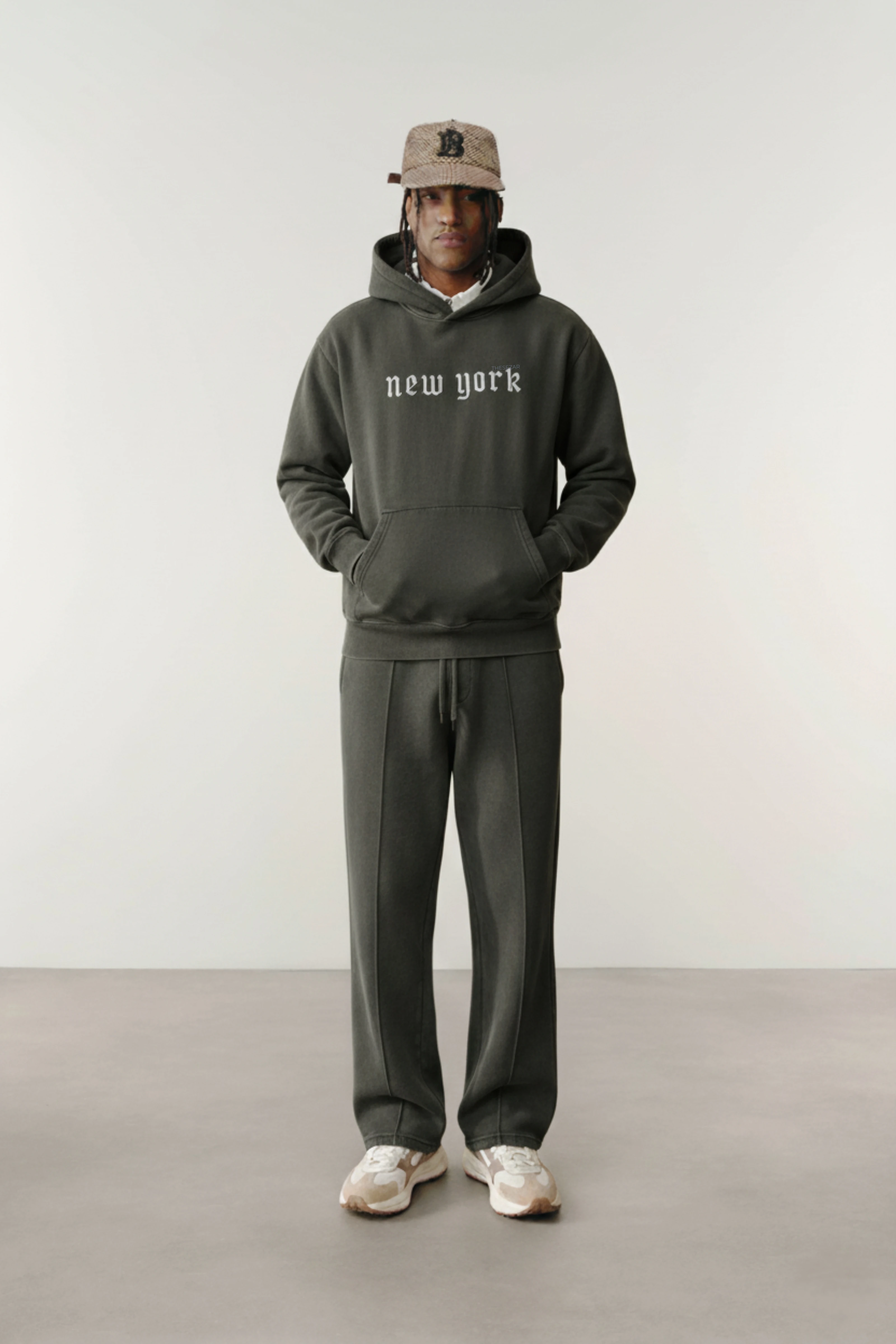 Bendigo Yıkamalı Şardonlu New York Hoodie Füme