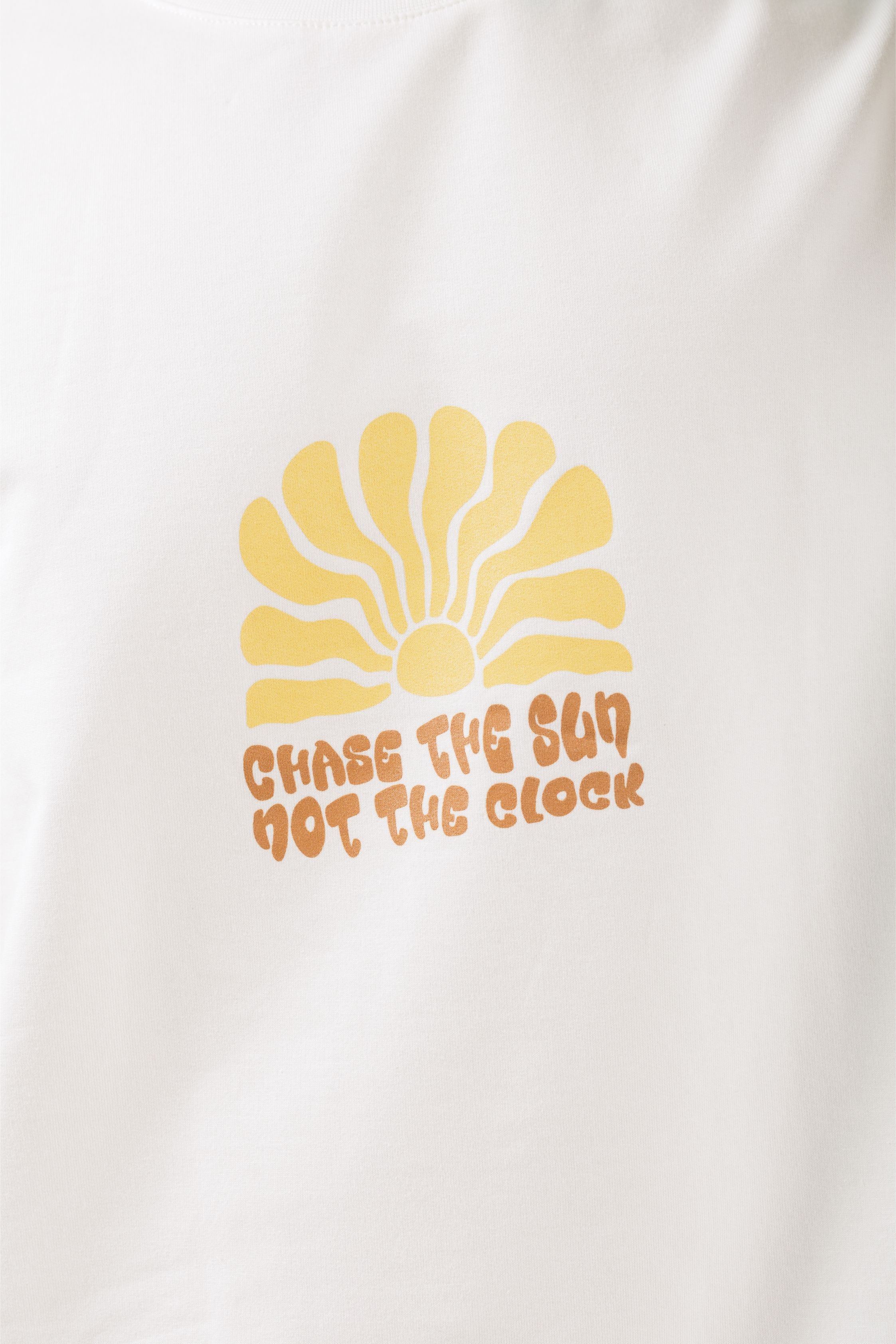 Chase The Sun Ekru Oversize Tshirt
