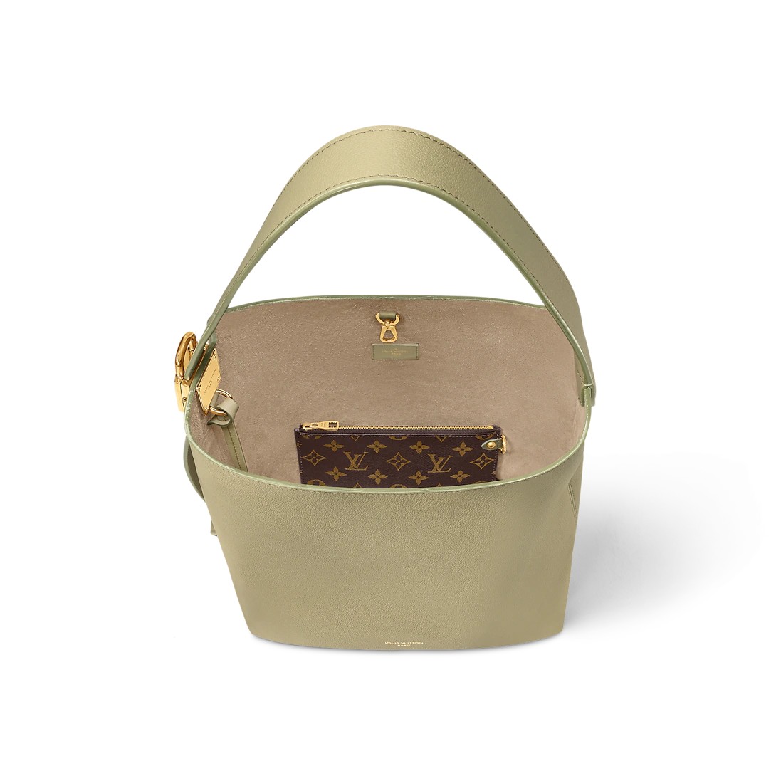 Louis Vuitton Low Key Hobo MM