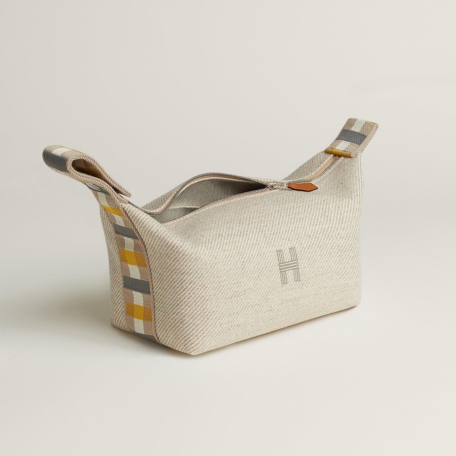 Bride-a-Brac case, small model