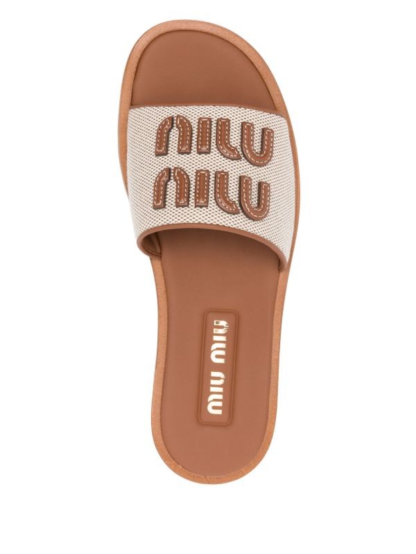  Miu Miu appliqué-logo slides