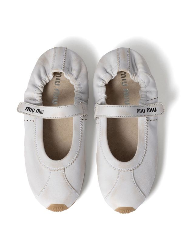  Miu Miu leather ballet flats