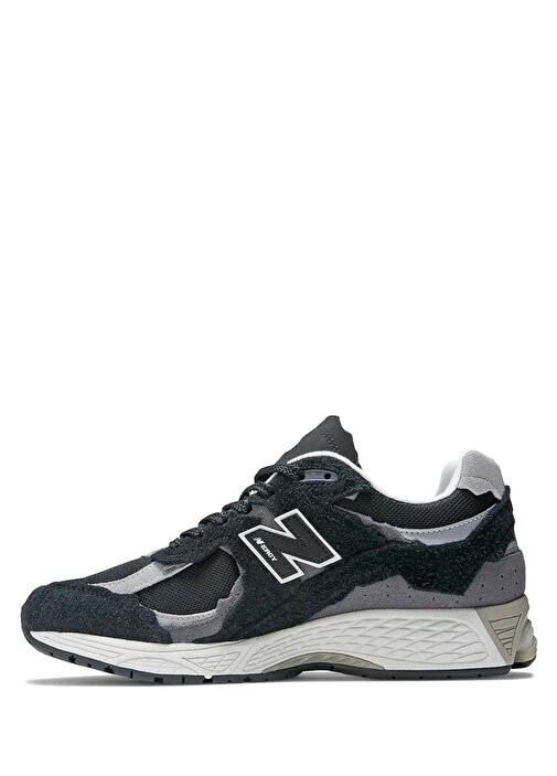 New Balance 2002R Protection Pack Black