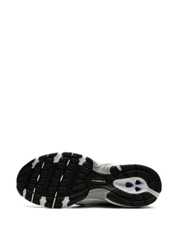 New Balance 530 Sneakers