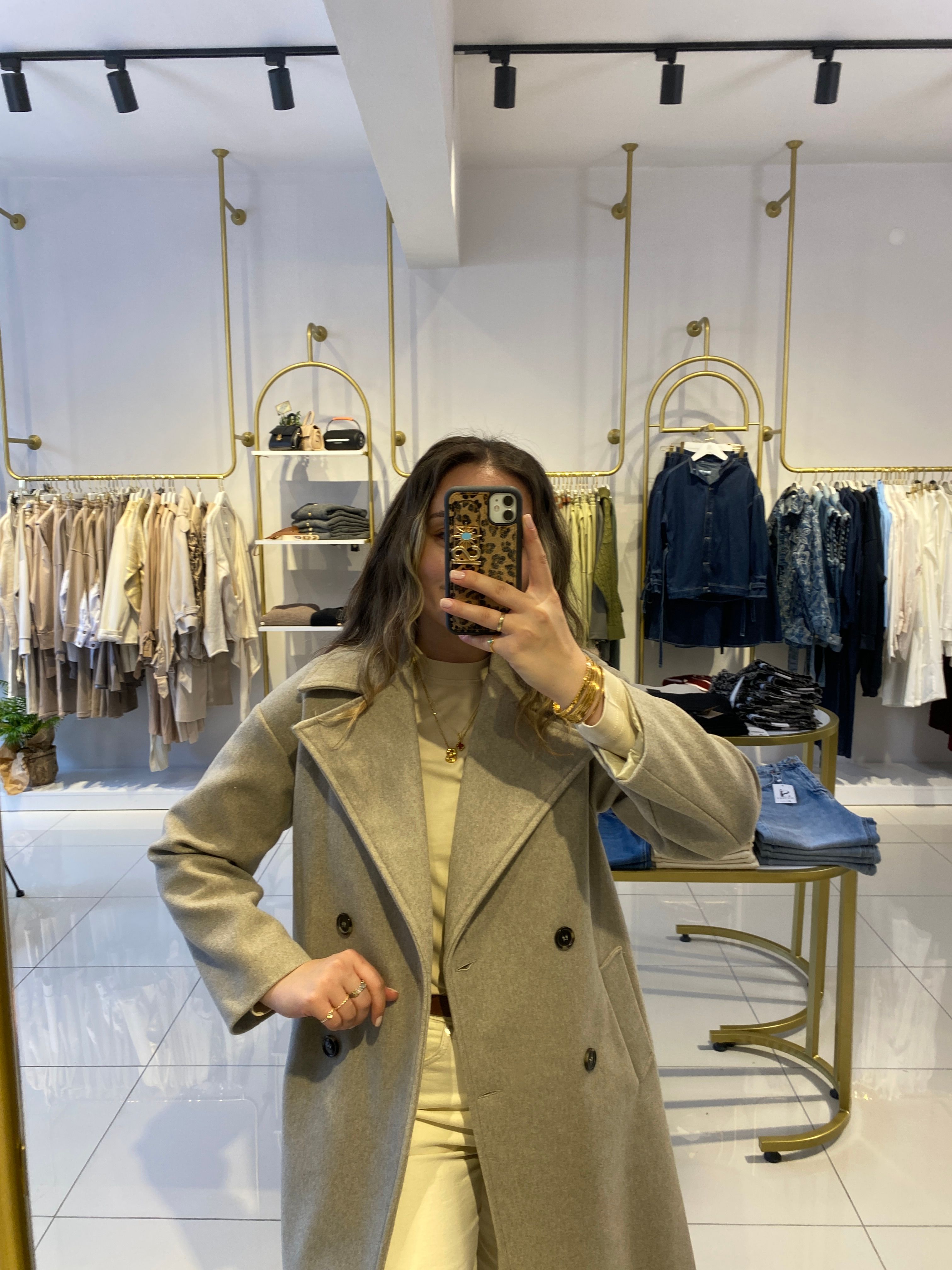 Mng Model Kaşe Kaban