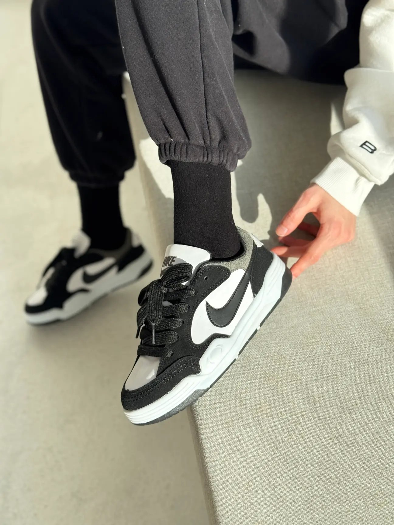 Nike Step Run - Siyah-Beyaz