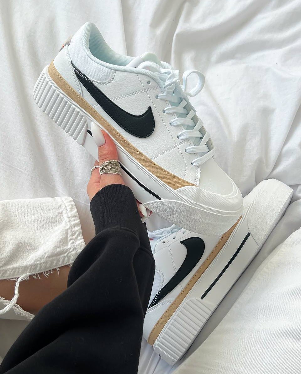 Nike Court Legacy Lift