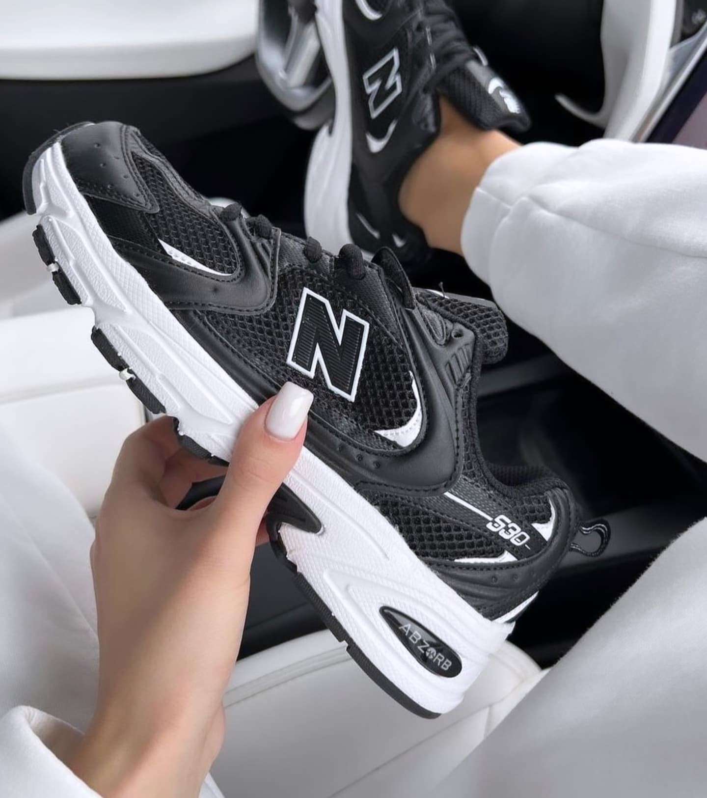 New Balance 530 - Siyah-Beyaz