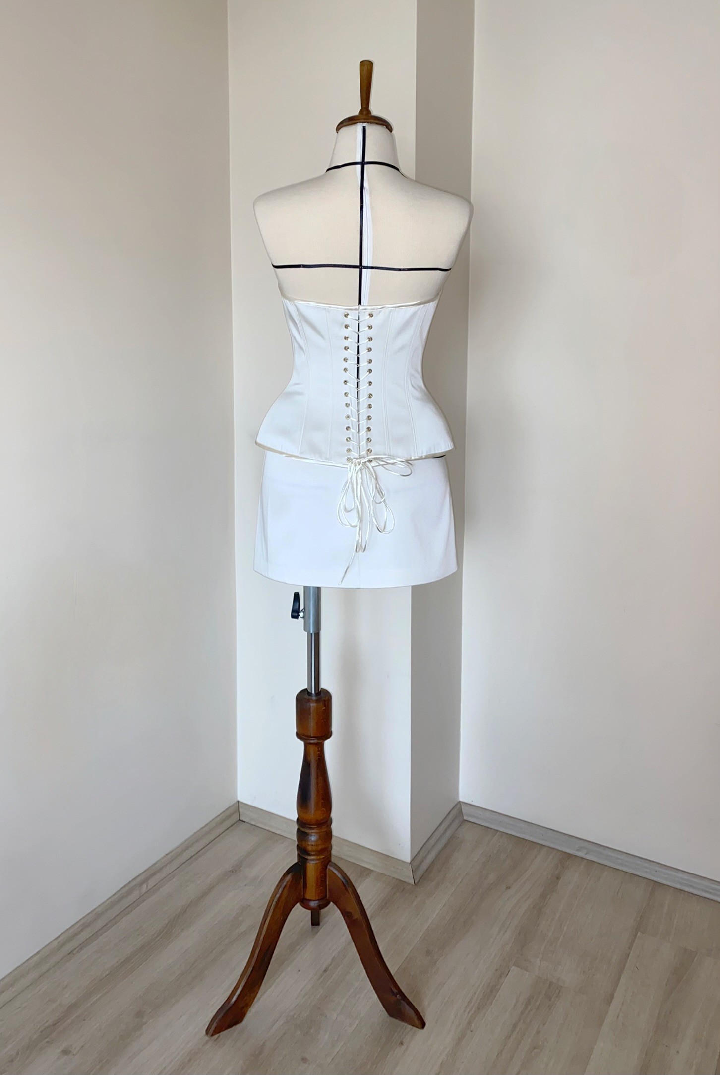 Ivory Béatrice Skirt