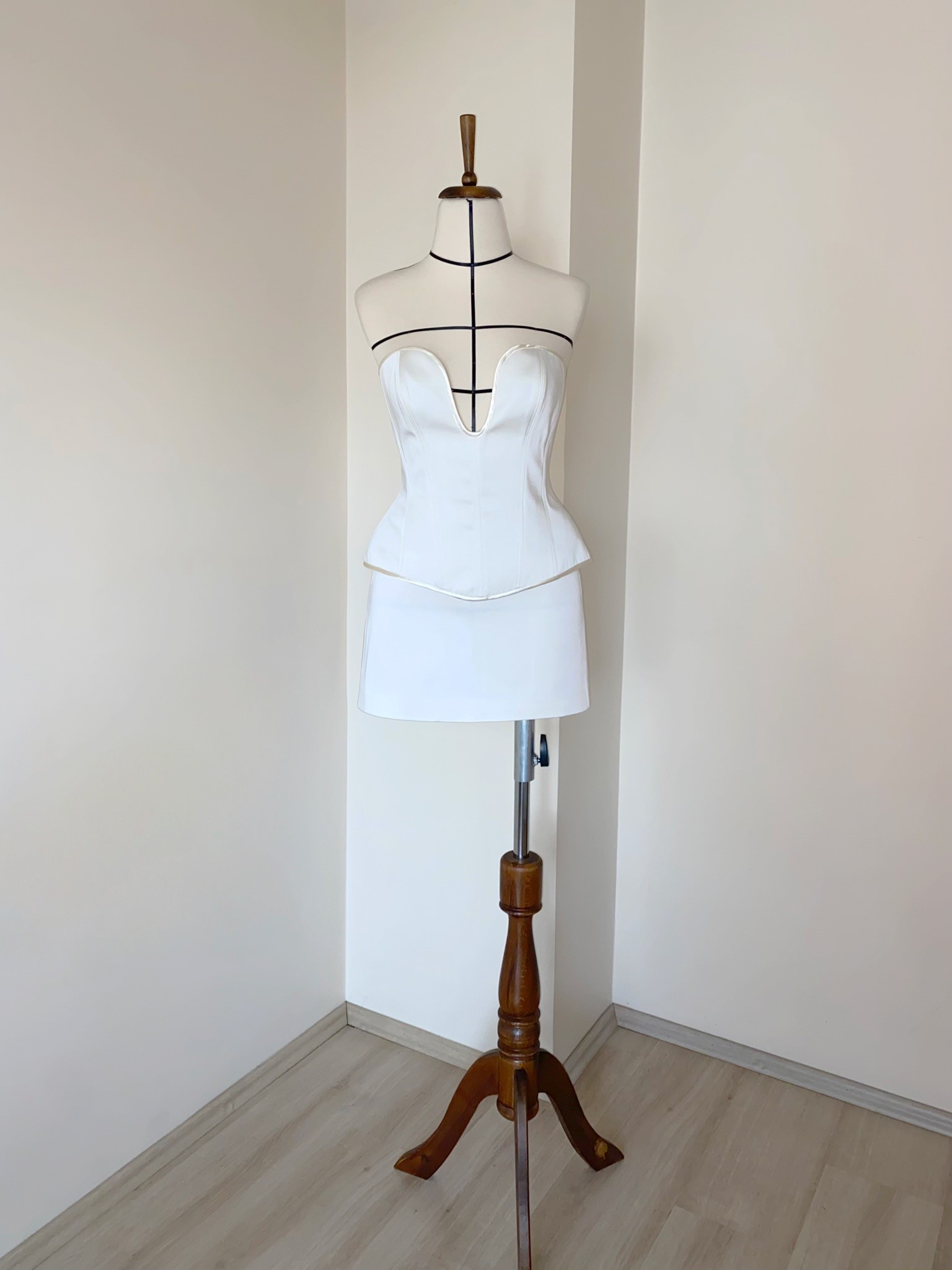 Ivory Béatrice Skirt