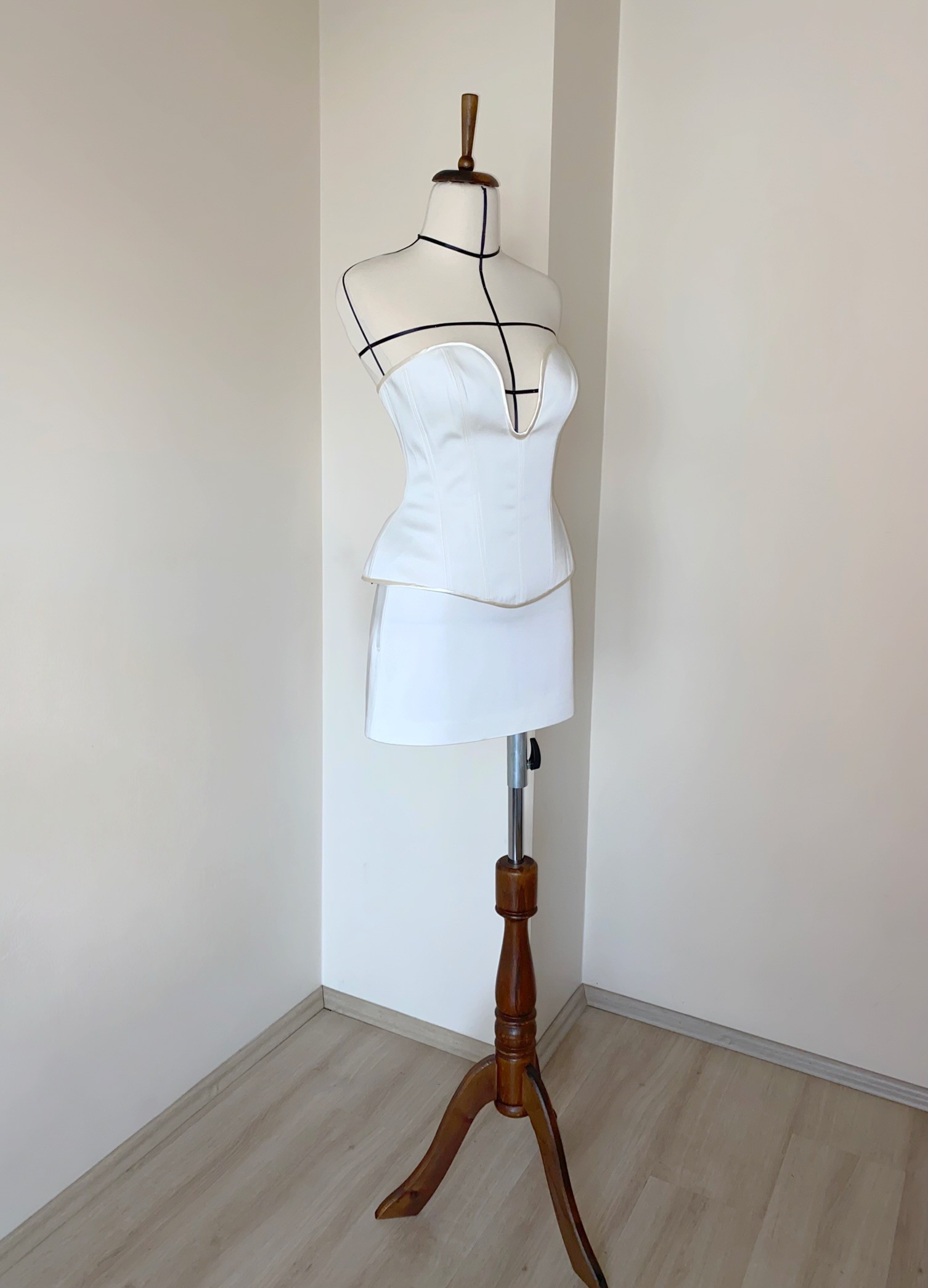 Ivory Béatrice Skirt