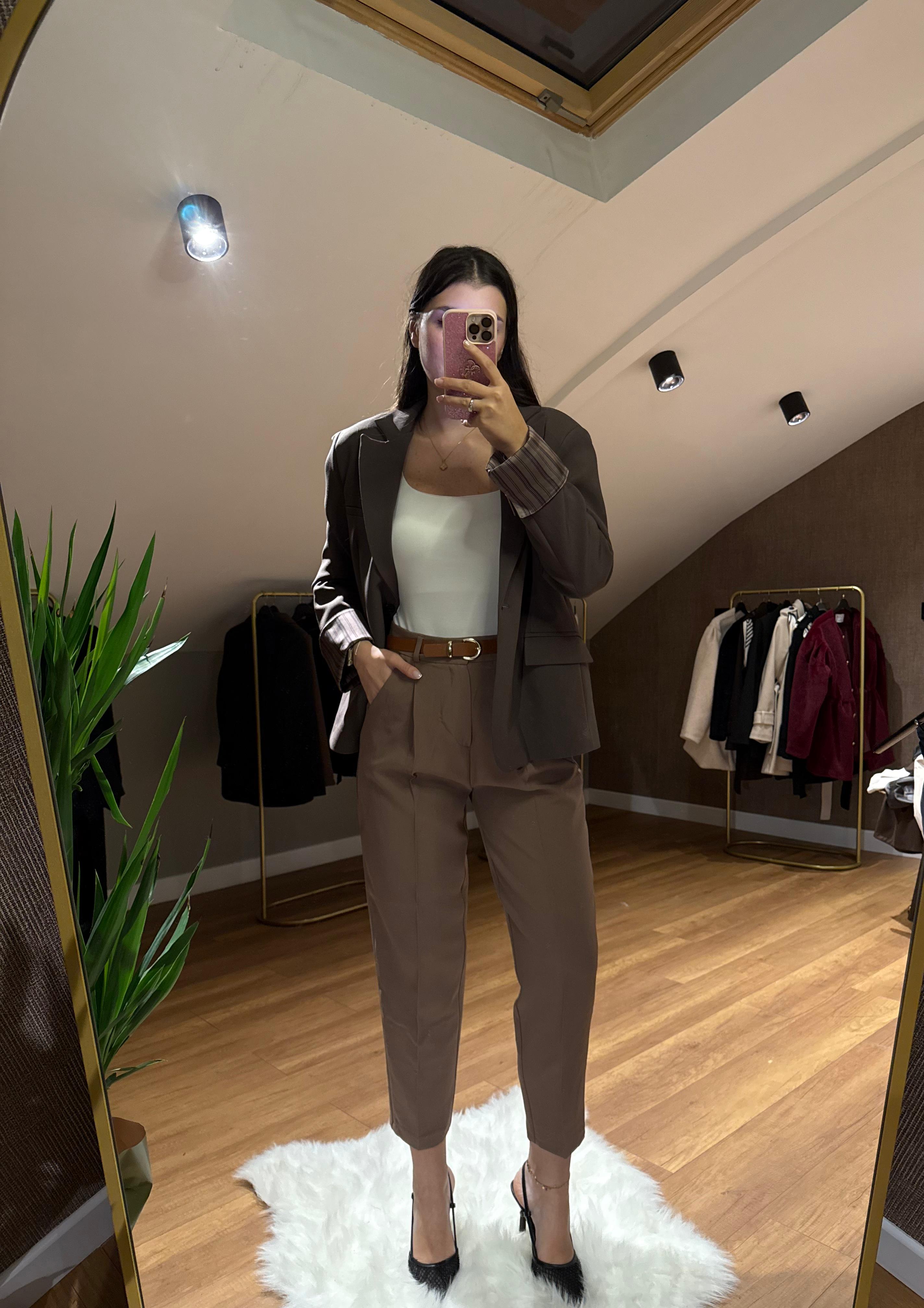 Kemerli Havuç Pantolon - Kahverengi