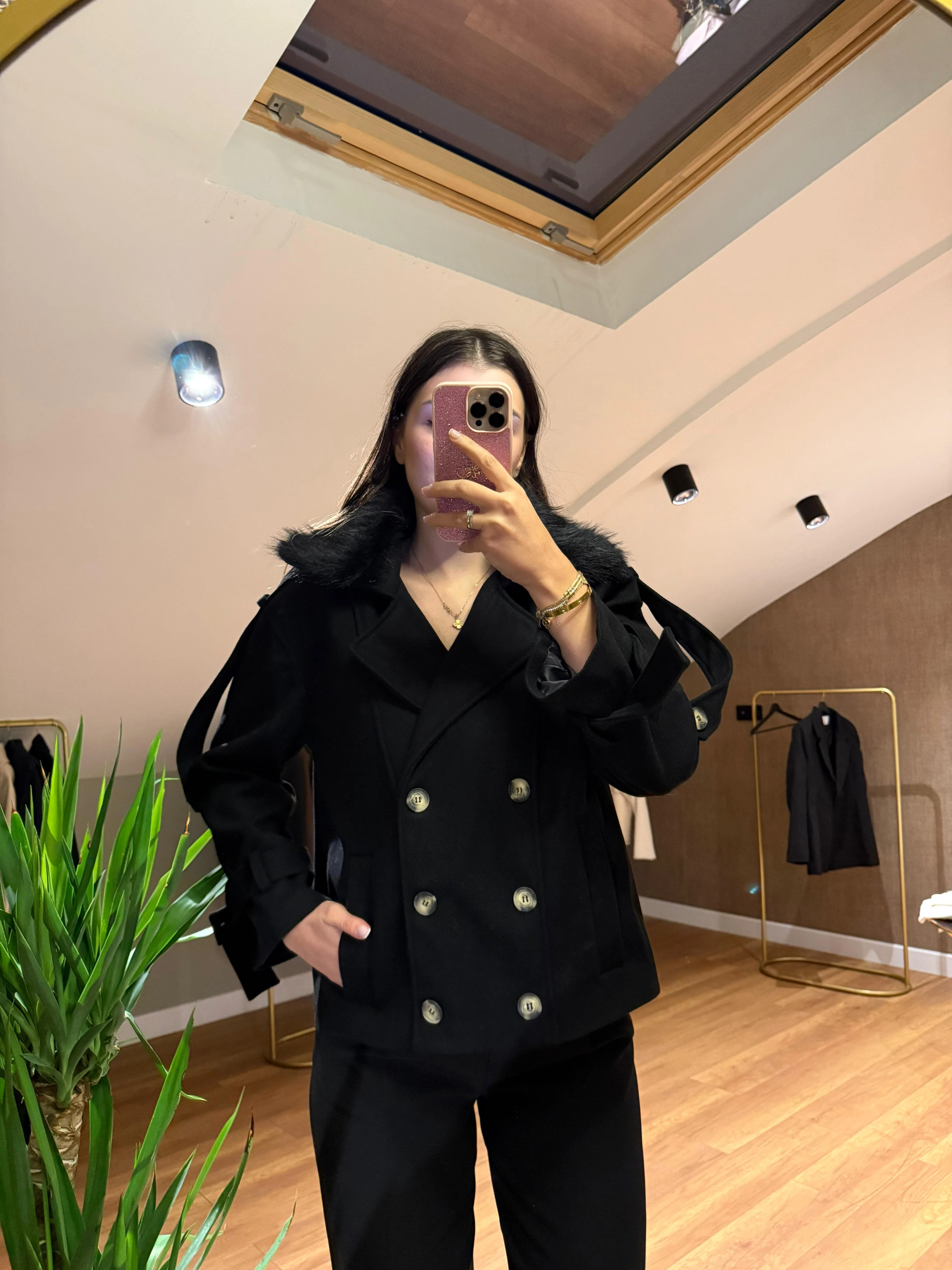 Tüylü Yaka Kaşe Ceket - Siyah