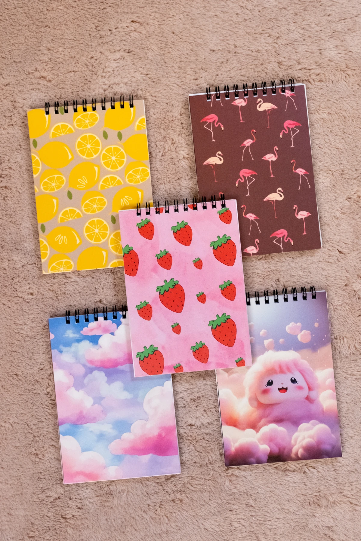 Fobinote 5'li Defter Seti 10.5 X 14.9 Cm Çizgisiz A. Bristol Kapak Spiralli Çilekliset Notebook main variant image