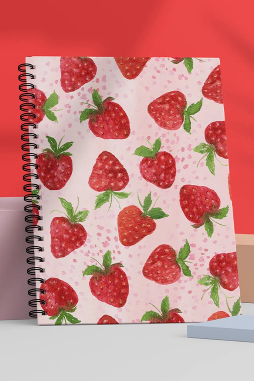 Fobinote Spiralli Okul Defteri 80 yaprak Çilek - A5 Boy Çizgisiz main variant image